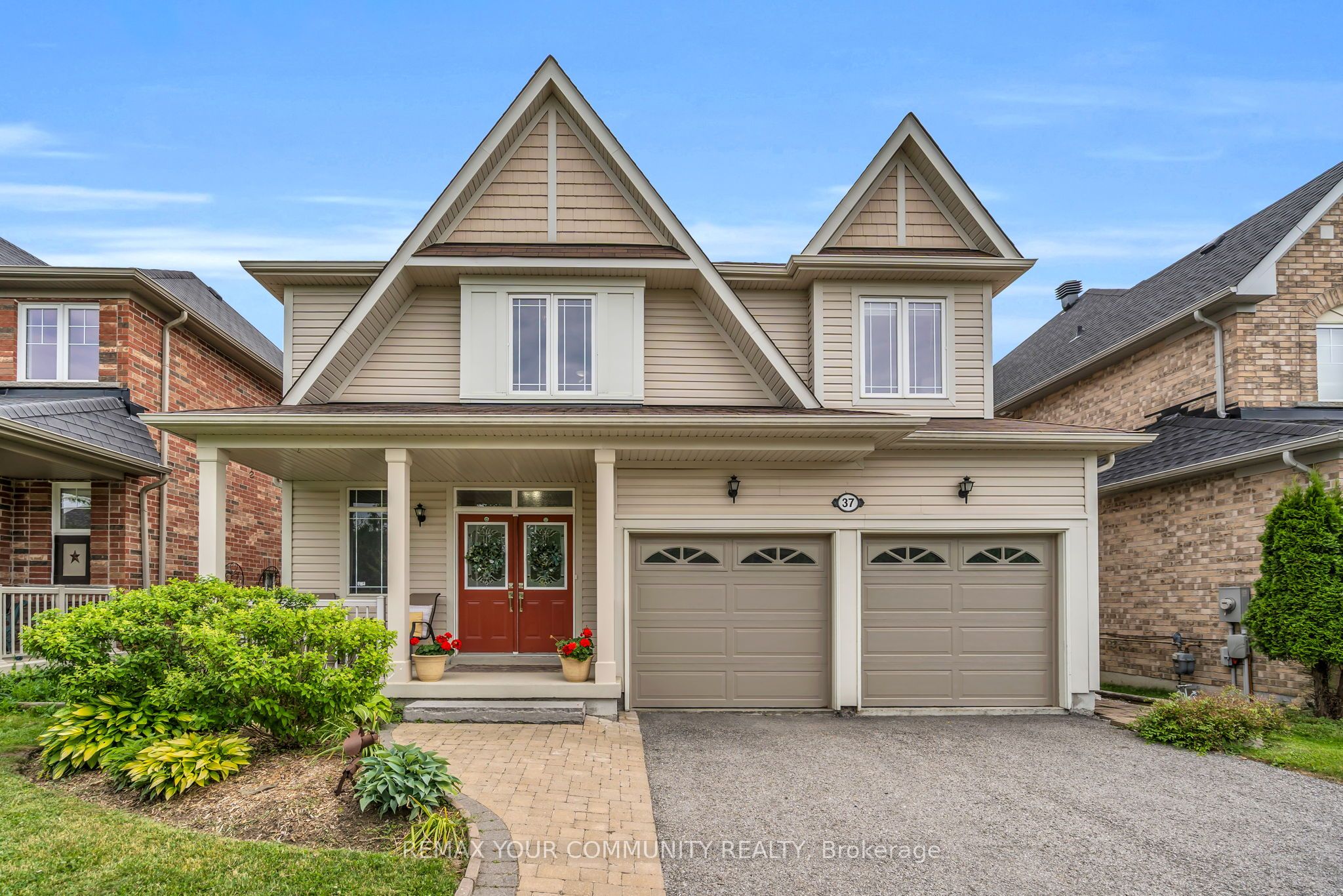 37 Bramsey Street, Georgina, ON L0E 1R0