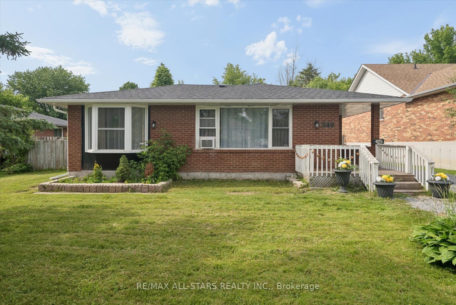 340 Walter Drive, Georgina, ON L4P 3A7 photo 2