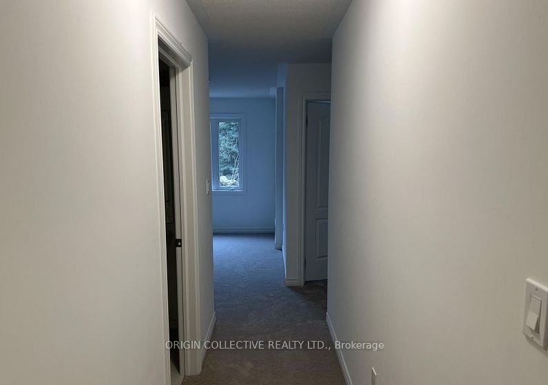 34 Milson Cres, Essa, ON L0M 1B5 photo 3