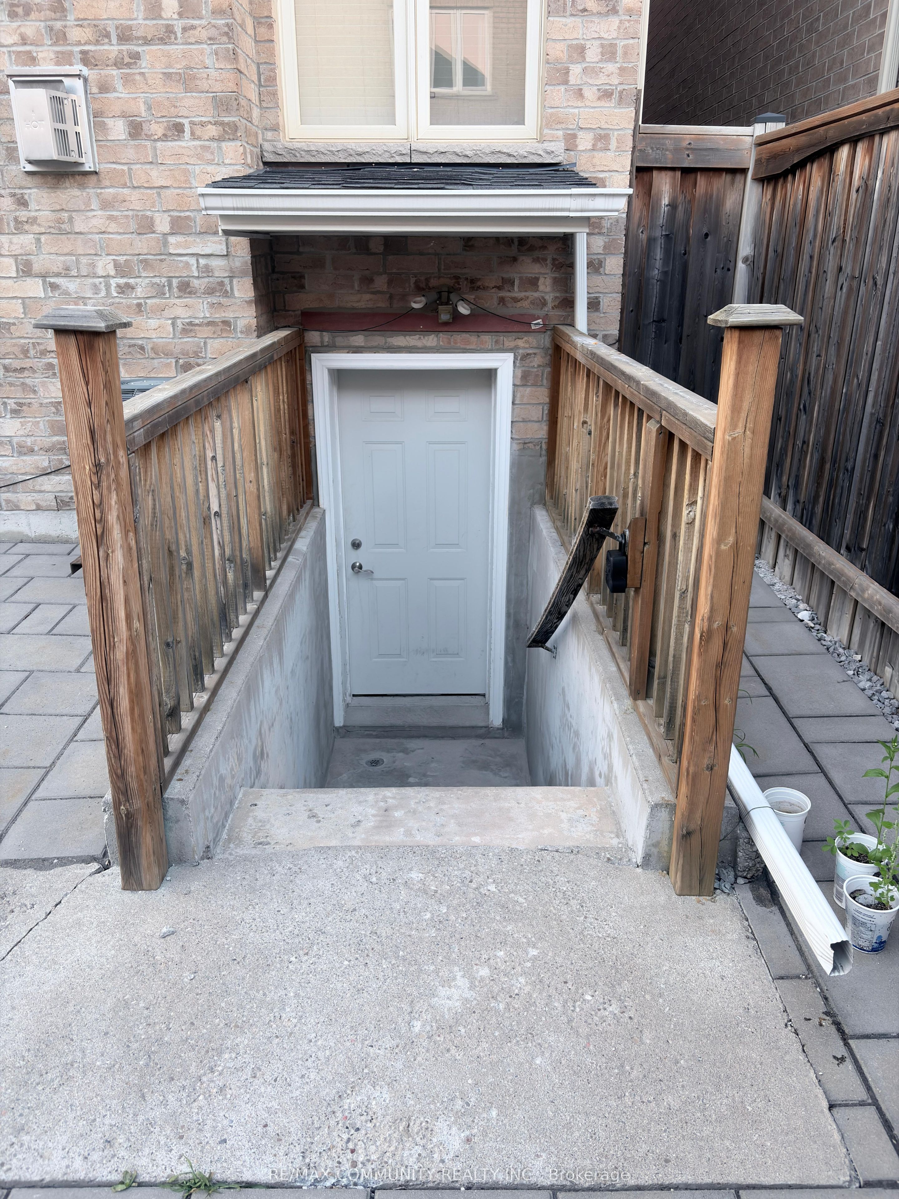 47 Hua Du Avenue Basement, Markham, ON L6C 0S2 photo 2