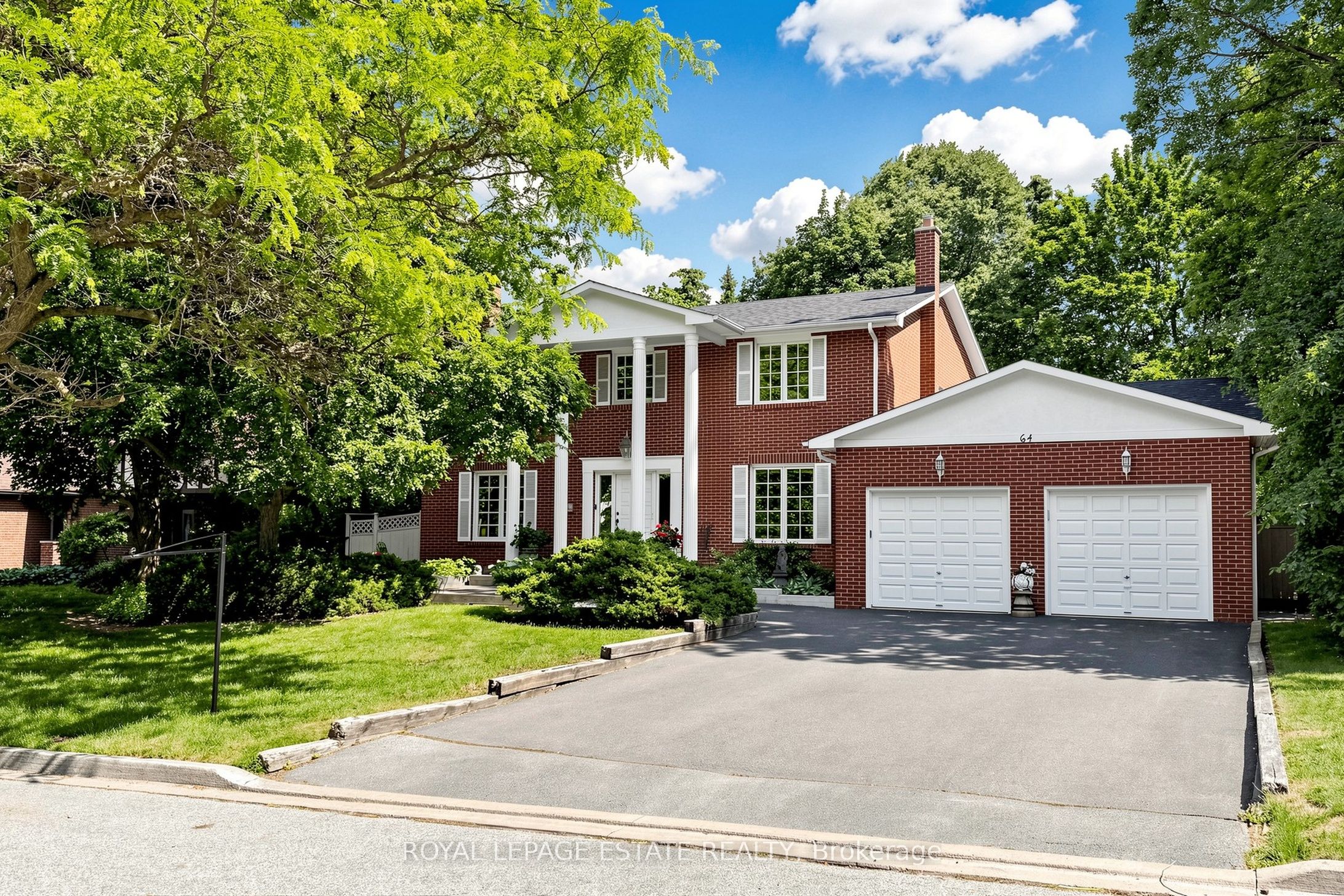 64 Hemingway Crescent, Markham, ON L3R 2V6 photo 2