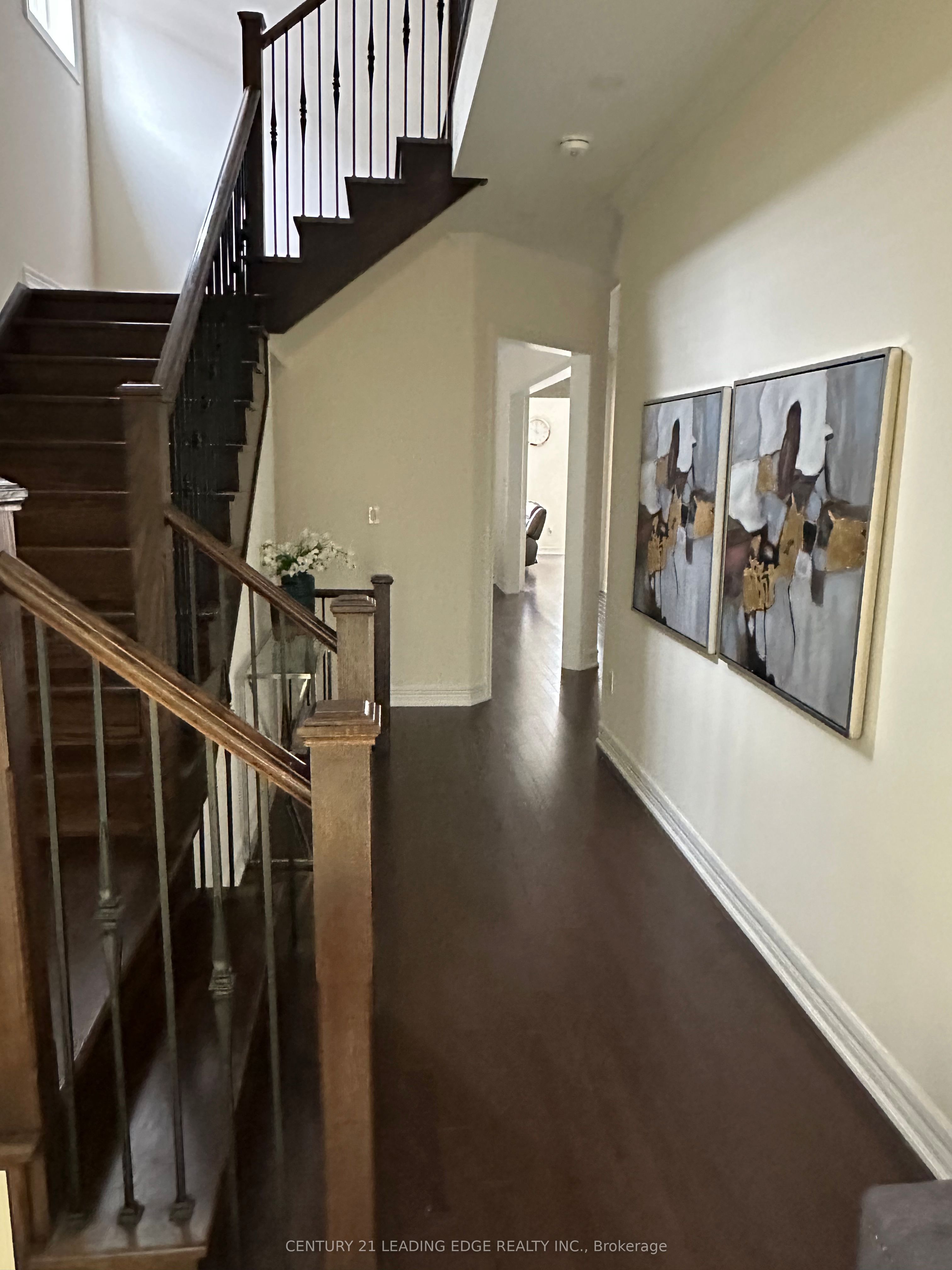 7 SUTTONRAIL Way, Whitchurch-Stouffville, ON L4A 4X5 photo 4
