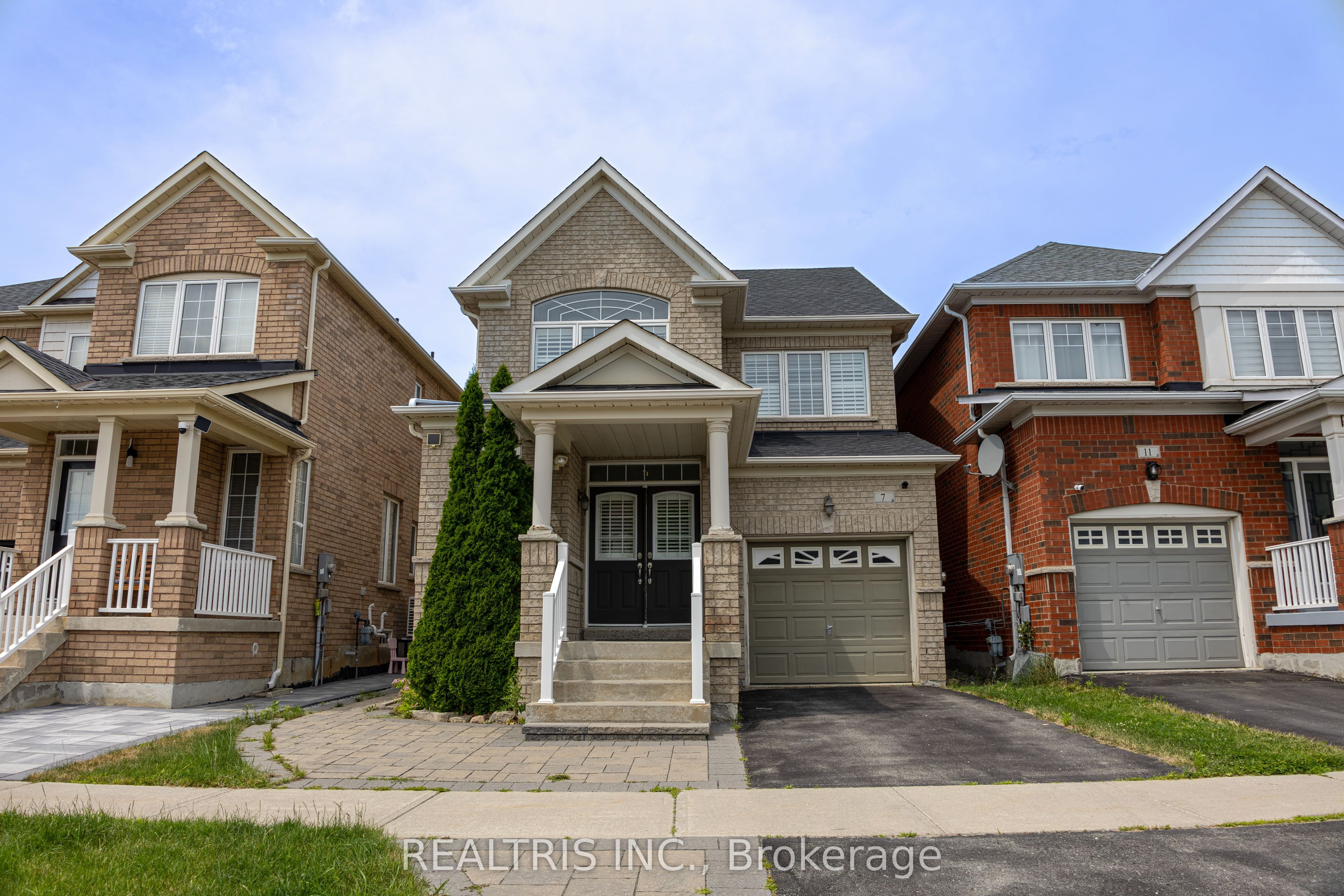 7 Mantle Avenue, Whitchurch-Stouffville, ON L4A 0M6
