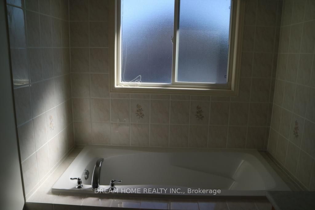 53 Charles Sturdy Road, Markham, ON L6C 3E8 photo 5