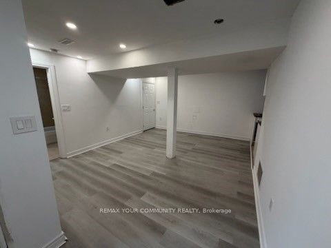 34 Main Street S #1 Basement, Newmarket, ON L3Y 3Y4