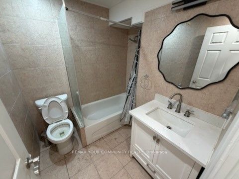 34 Main Street S #1 Basement, Newmarket, ON L3Y 3Y4 photo 4