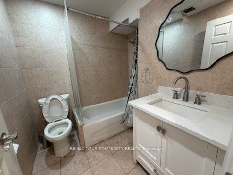 34 Main Street S #1 Basement, Newmarket, ON L3Y 3Y4 photo 5