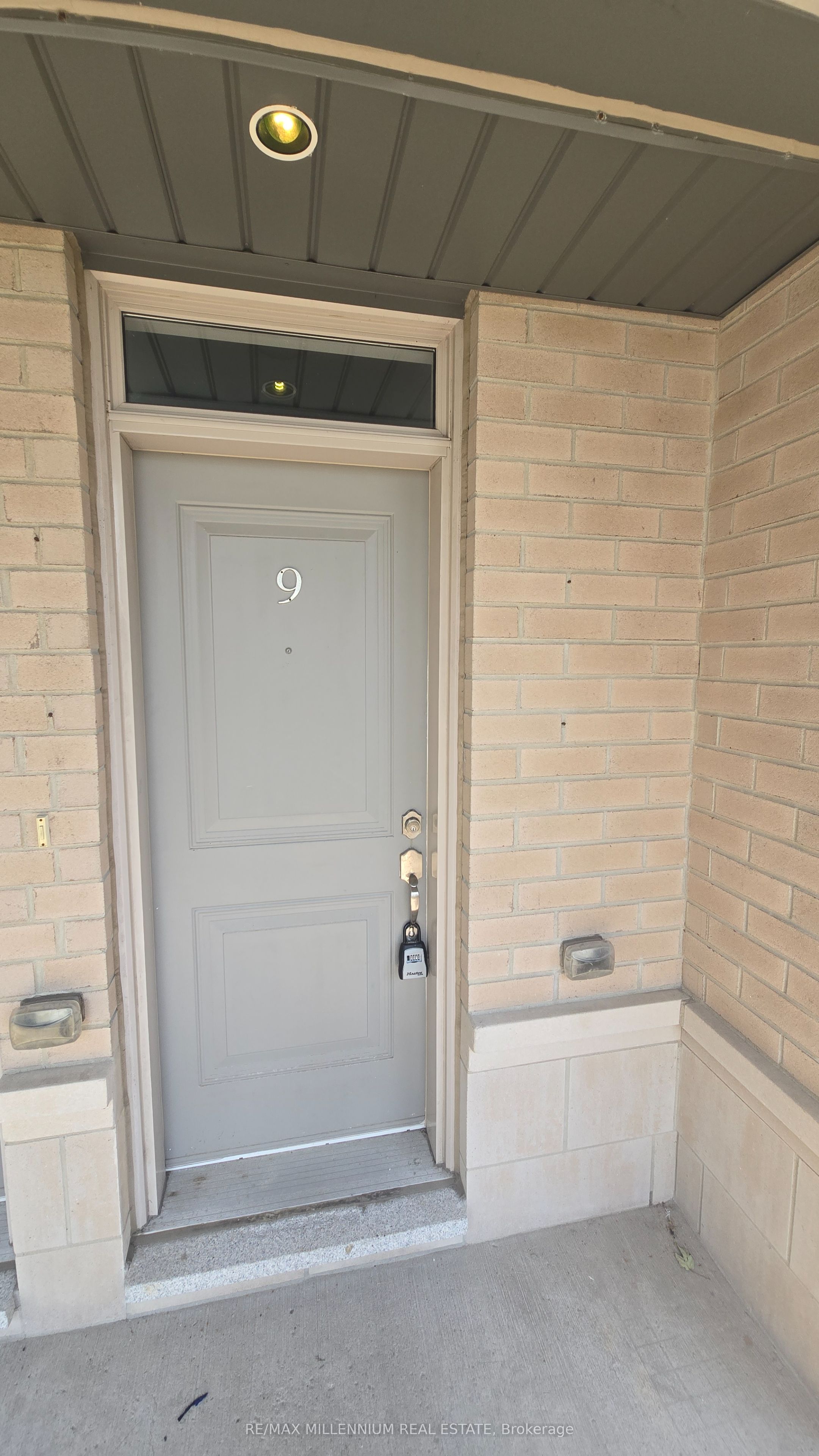 9601 Jane Street 9, Vaughan, ON L6A 4G5 photo 3