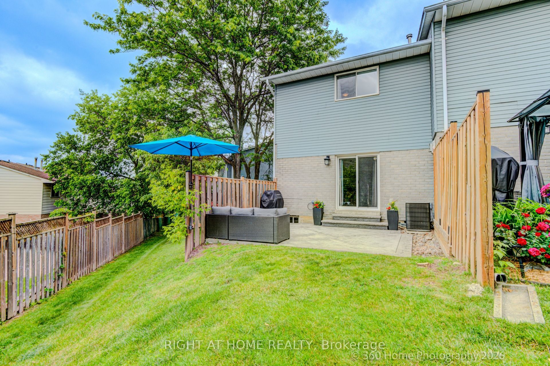 32 Harmony Circle, Bradford West Gwillimbury, ON L3Z 2T9 photo 3