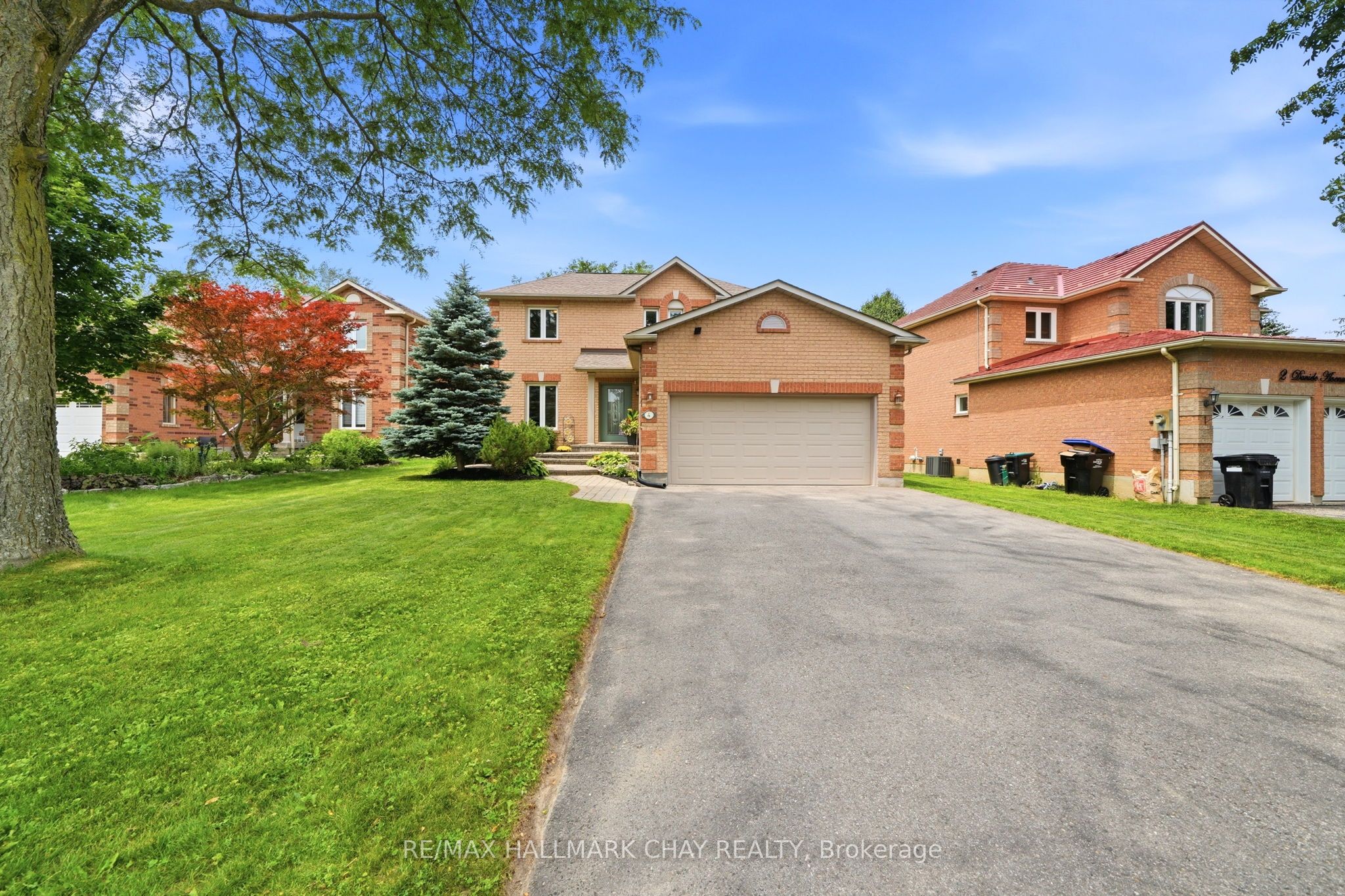4 Daniele Avenue S, New Tecumseth, ON L0G 1A0