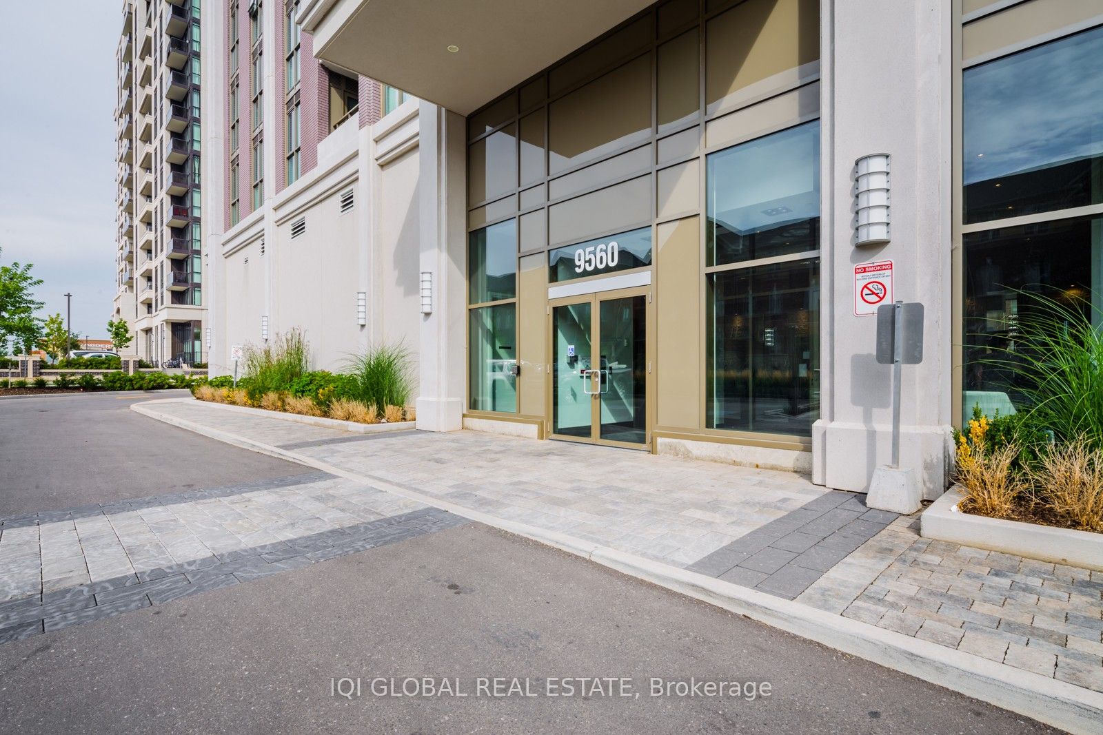 9560 Markham Road 1808, Markham, ON L6E 0N6 photo 3