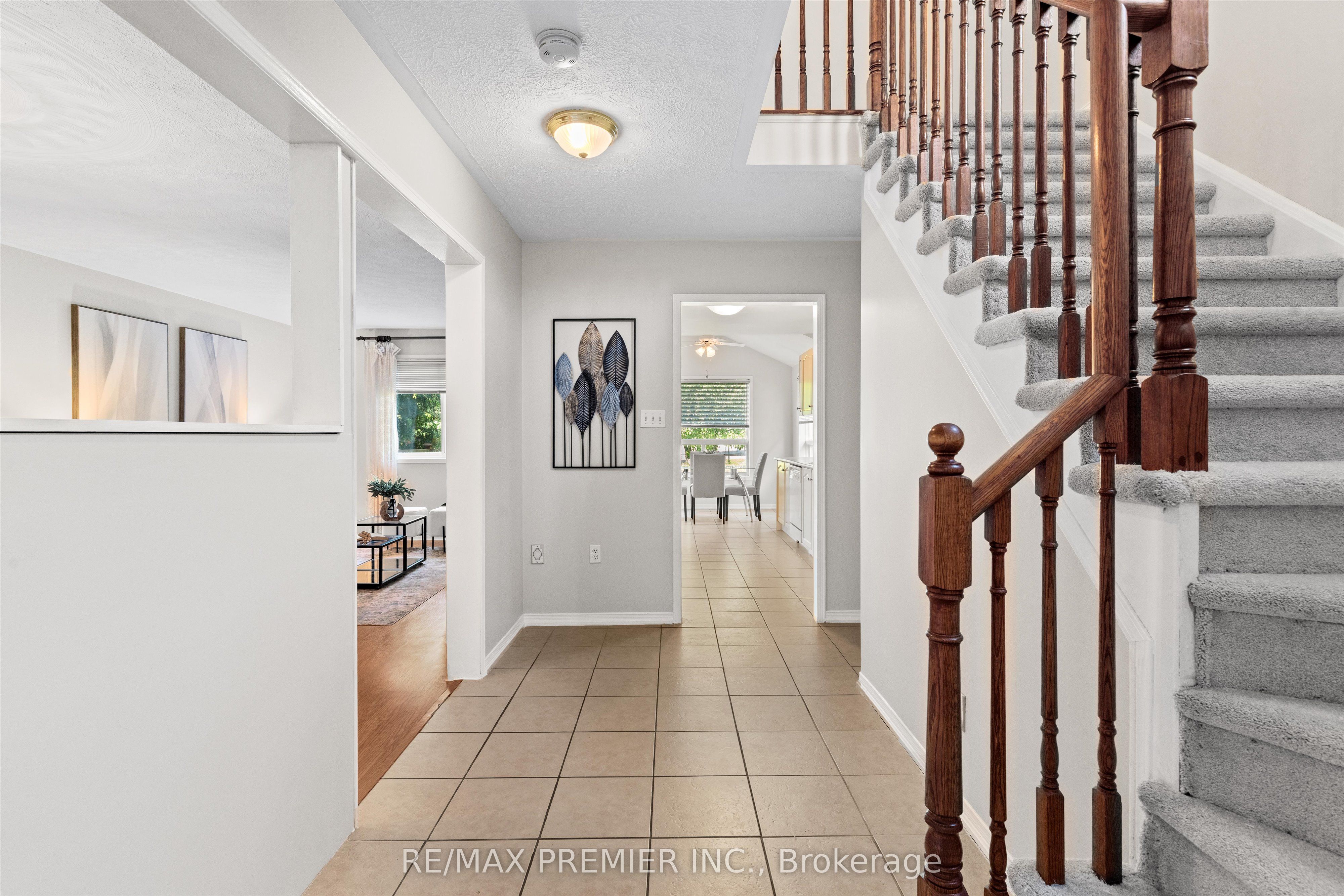2272 Warrington Way, Innisfil, ON L9S 2C6 photo 4