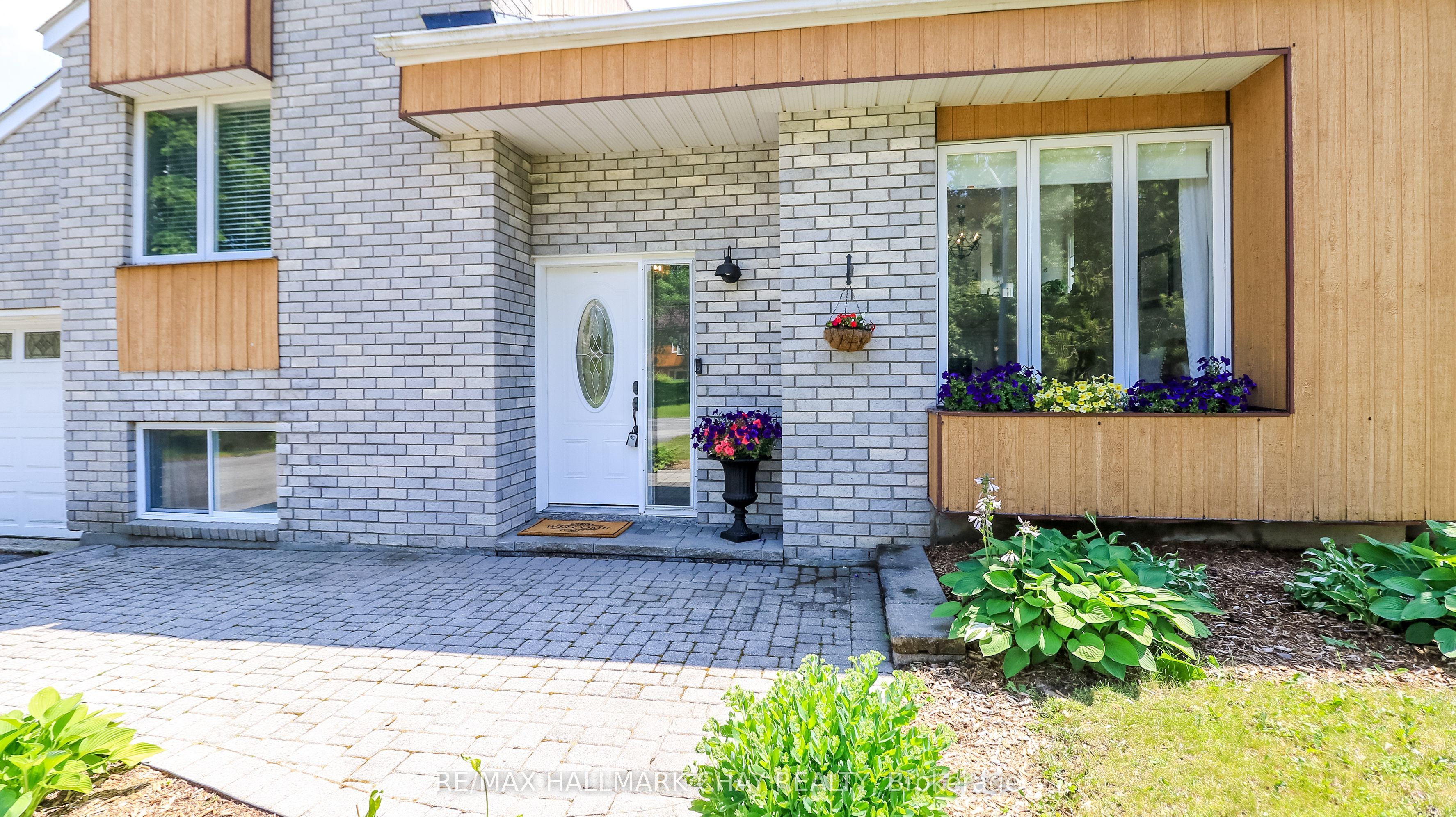 2281 Scythes Street, Innisfil, ON L9S 1G7 photo 4