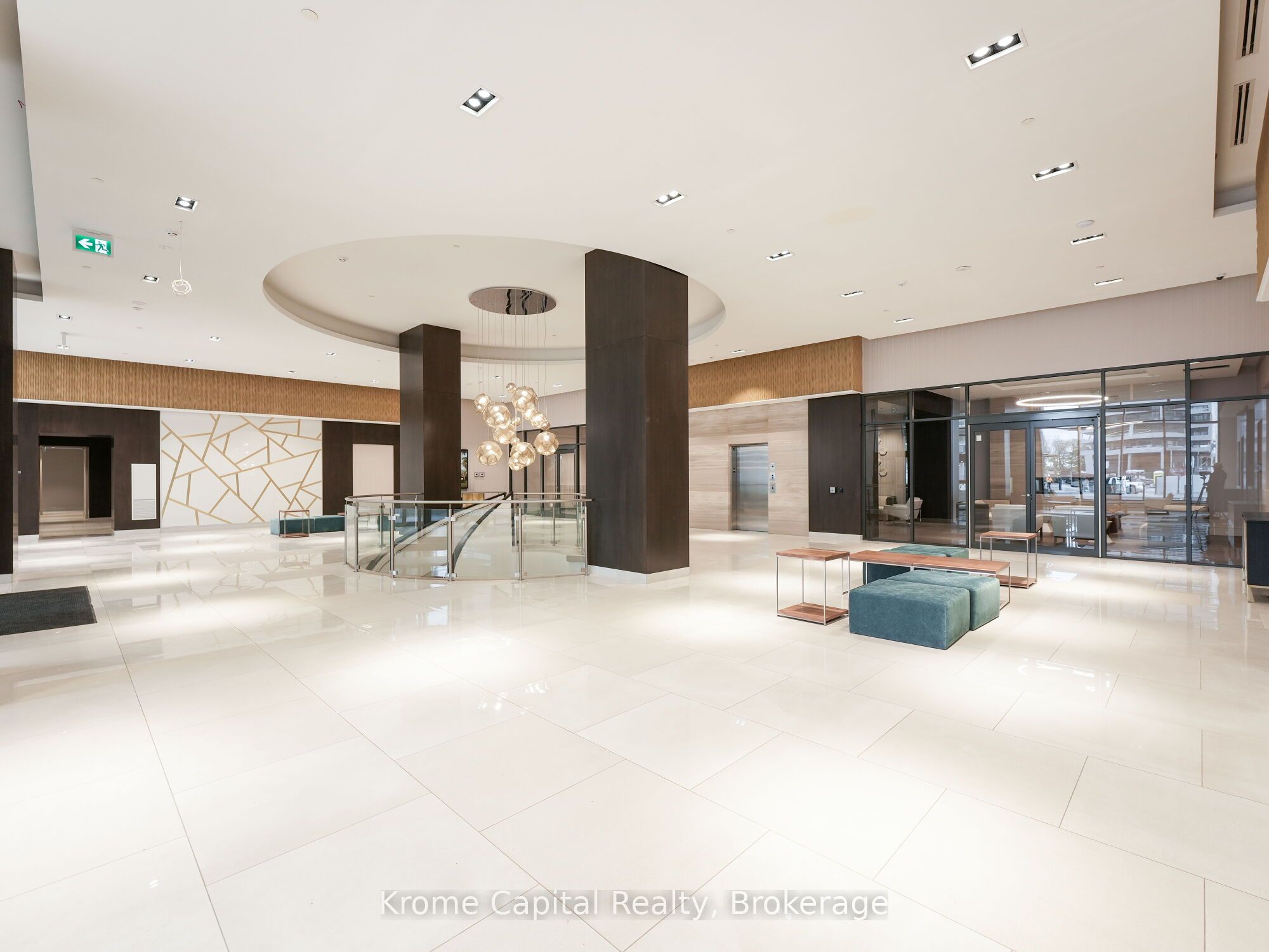9000 Jane Street 1811, Vaughan, ON L4K 0M6 photo 3
