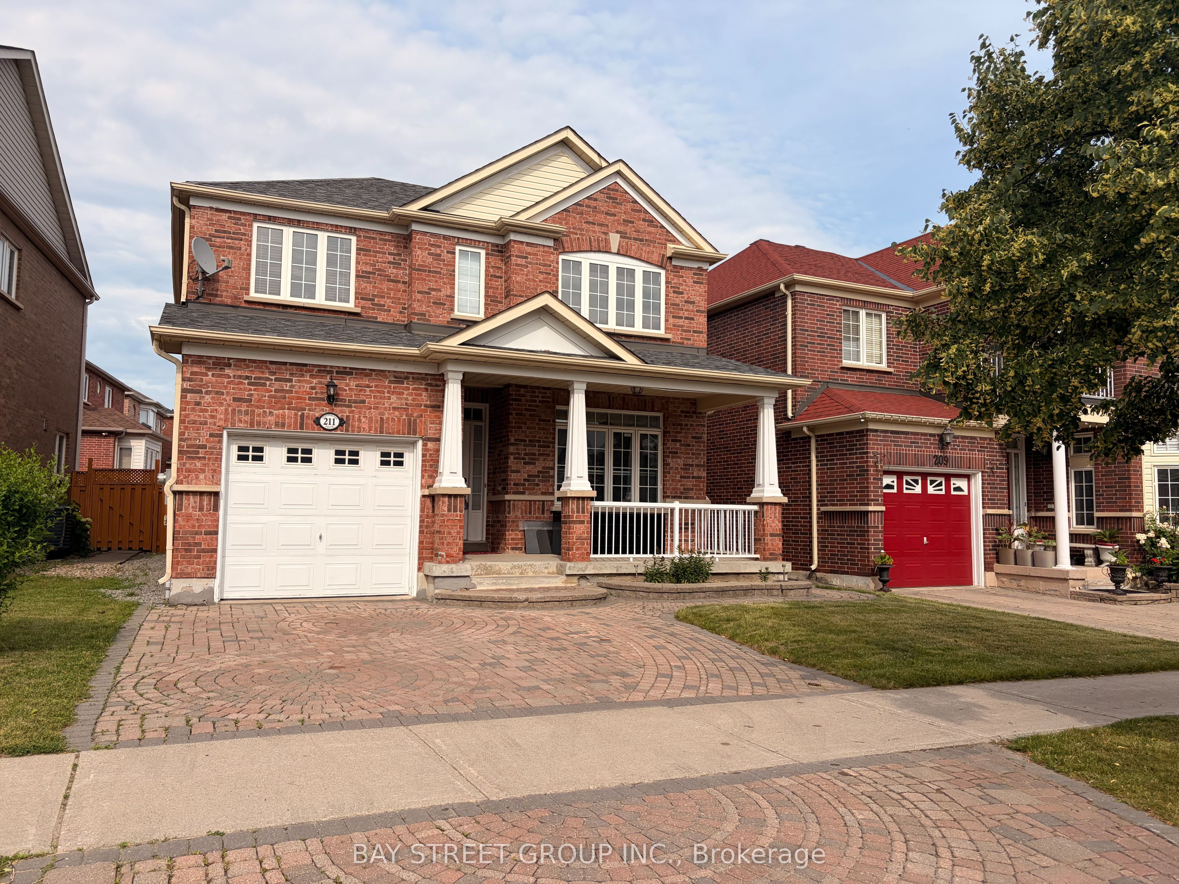 211 Stonebridge Drive, Markham, ON L6C 2S2
