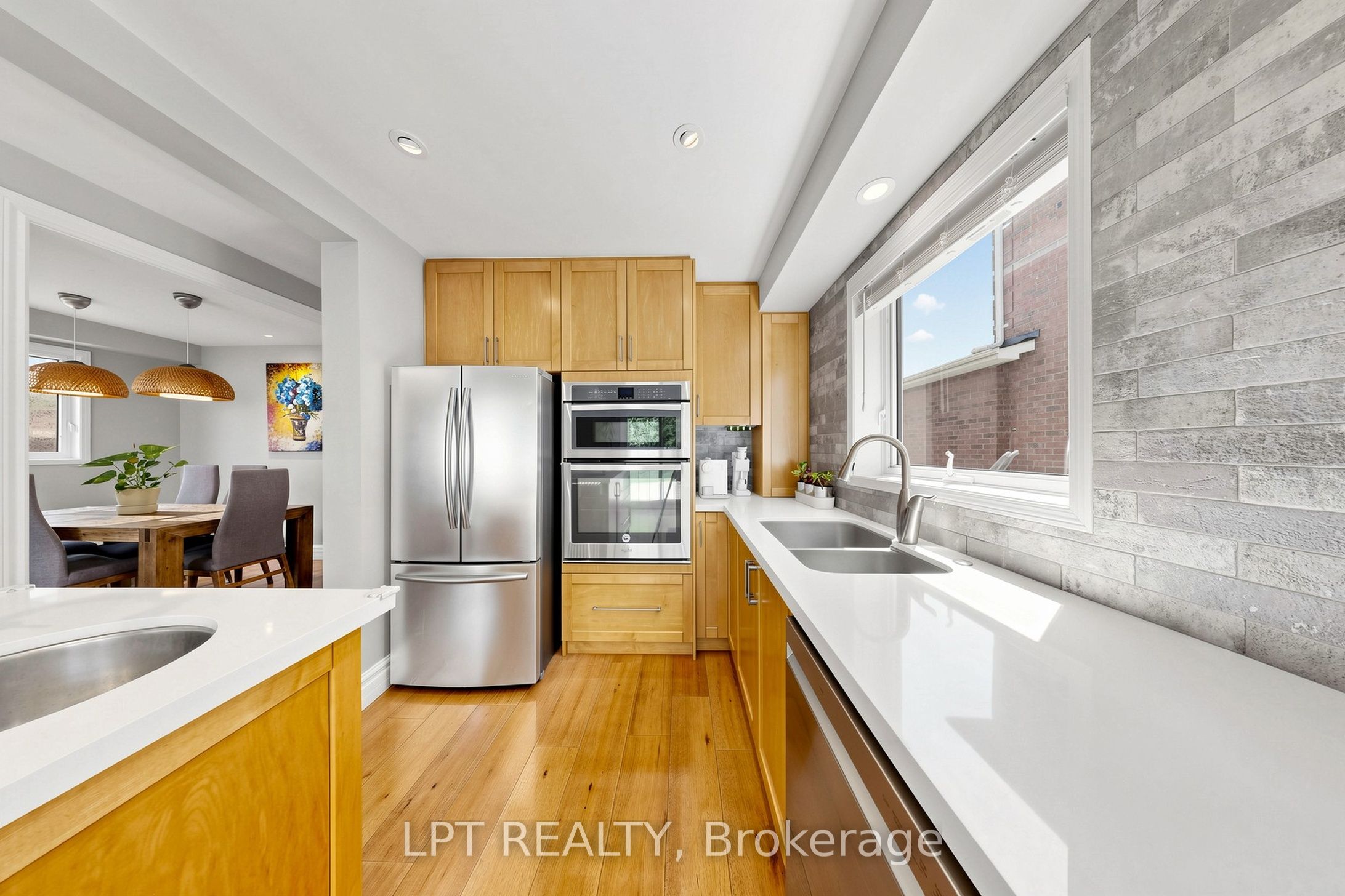 30 Pentland Crescent, Vaughan, ON L6A 1T5 photo 3