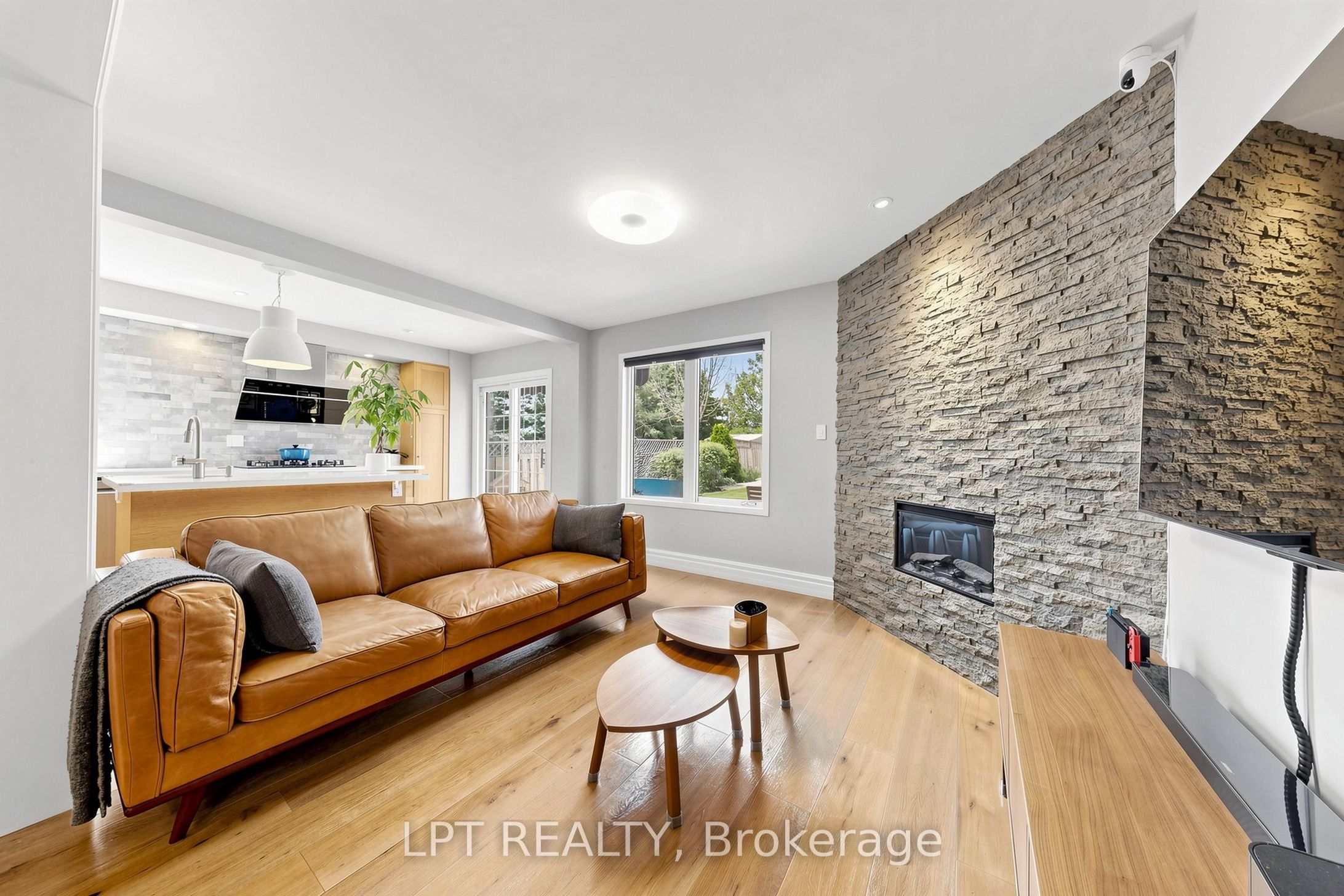 30 Pentland Crescent, Vaughan, ON L6A 1T5 photo 5