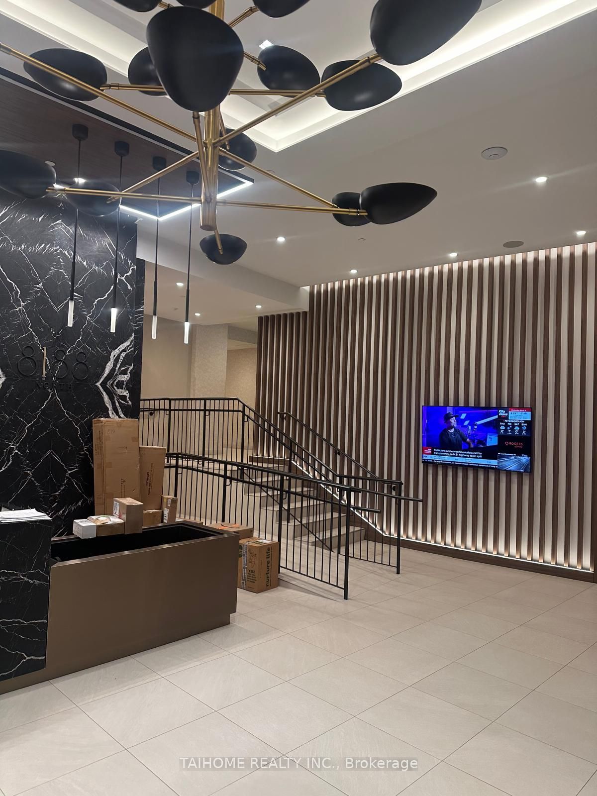 8188 YONGE Street E 412, Vaughan, ON L4J 0M2 photo 5