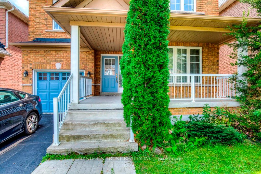 626 Society Crescent, Newmarket, ON L3X 2V8 photo 2