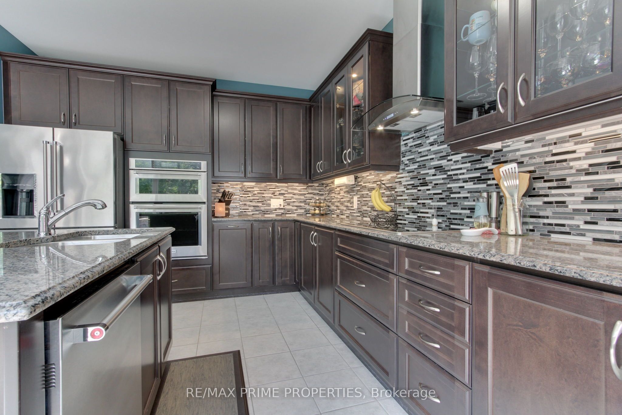 121 Robert Wilson Crescent, Georgina, ON L4P 0G8 photo 5
