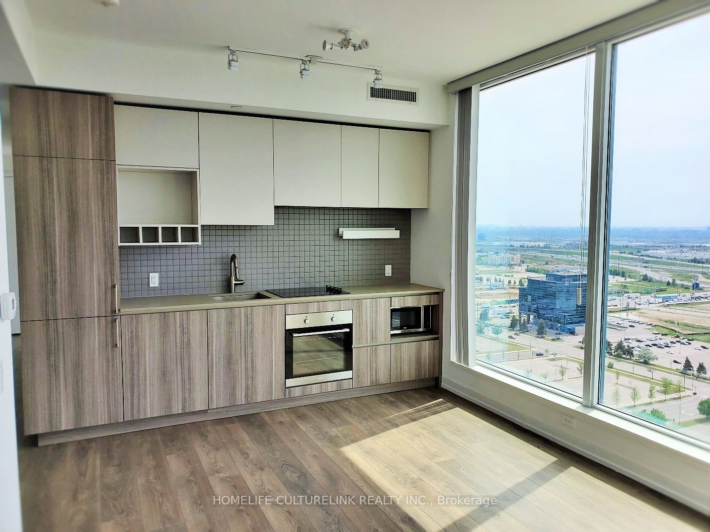 5 Buttermill Avenue 2710, Vaughan, ON L4K 0J5 photo 5