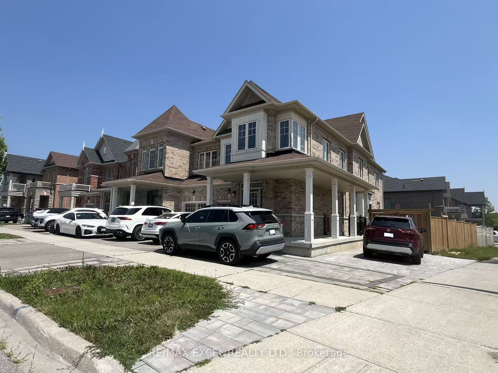 118 Hubner Avenue Main, Markham, ON L6C 0B2 photo 2