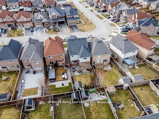 47 Hawke Crescent, New Tecumseth, ON L0G 1W0 photo 3