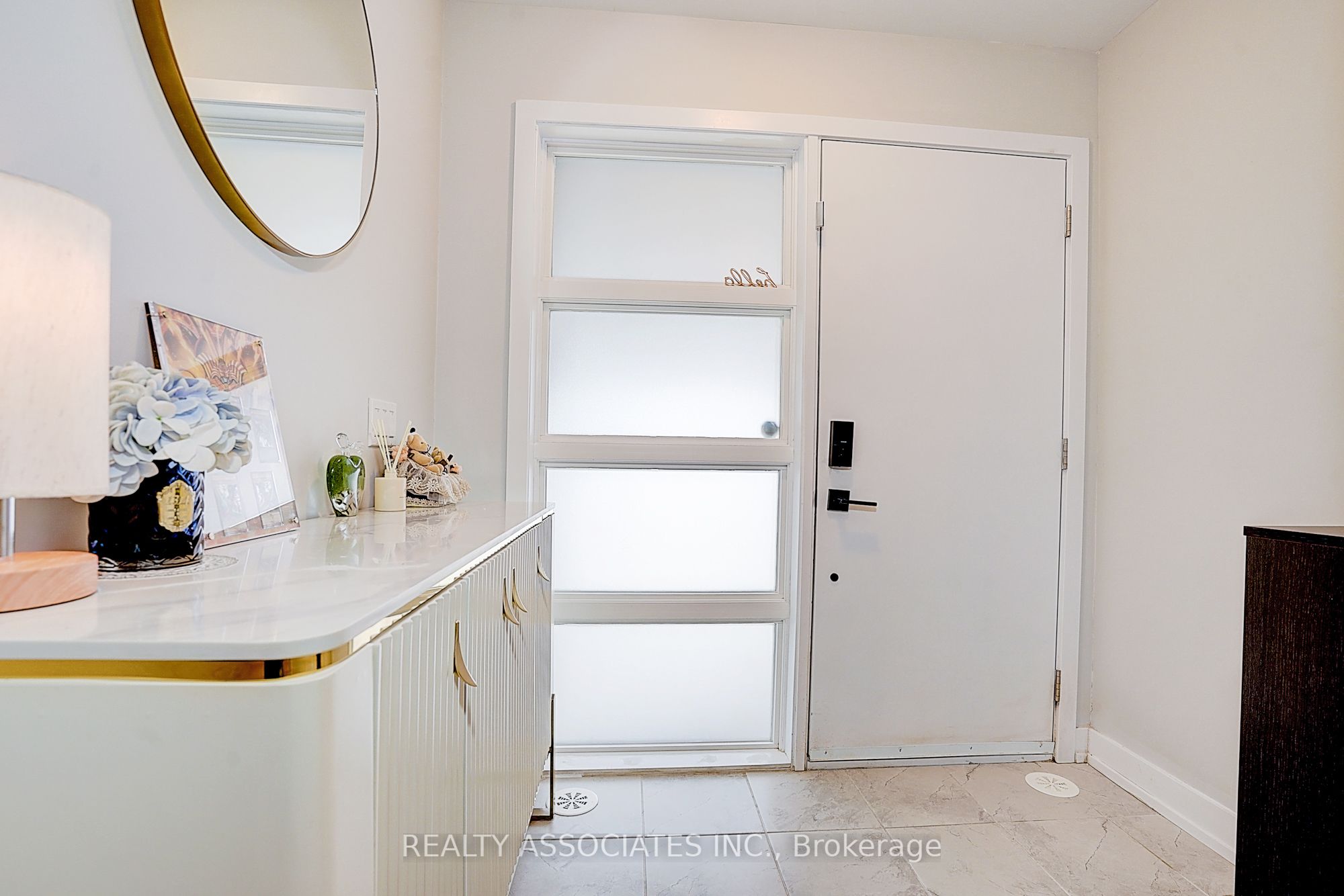 4 Gilbert Wright Avenue, Markham, ON L6C 3J5 photo 2
