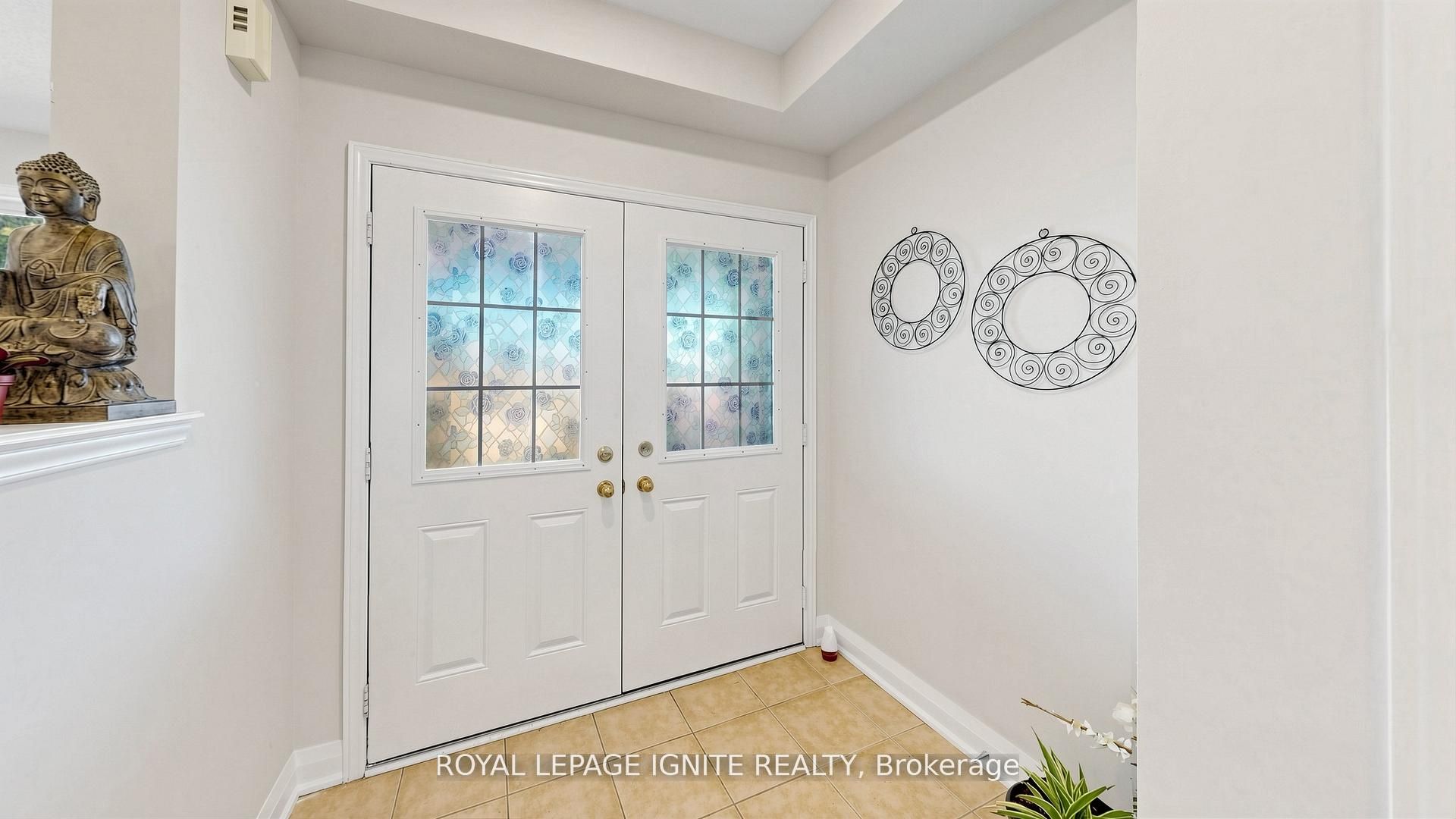 550 Hoover Park Drive, Whitchurch-Stouffville, ON L4A 0S8 photo 4