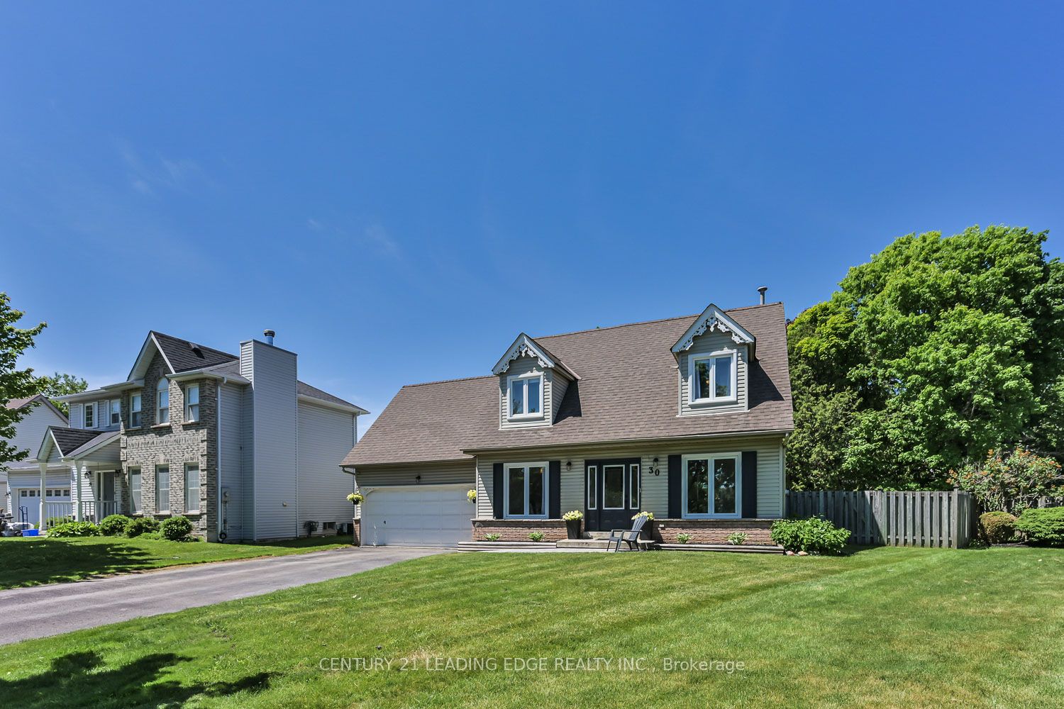 30 McGuire Crescent, Uxbridge, ON L9P 1G7 photo 3