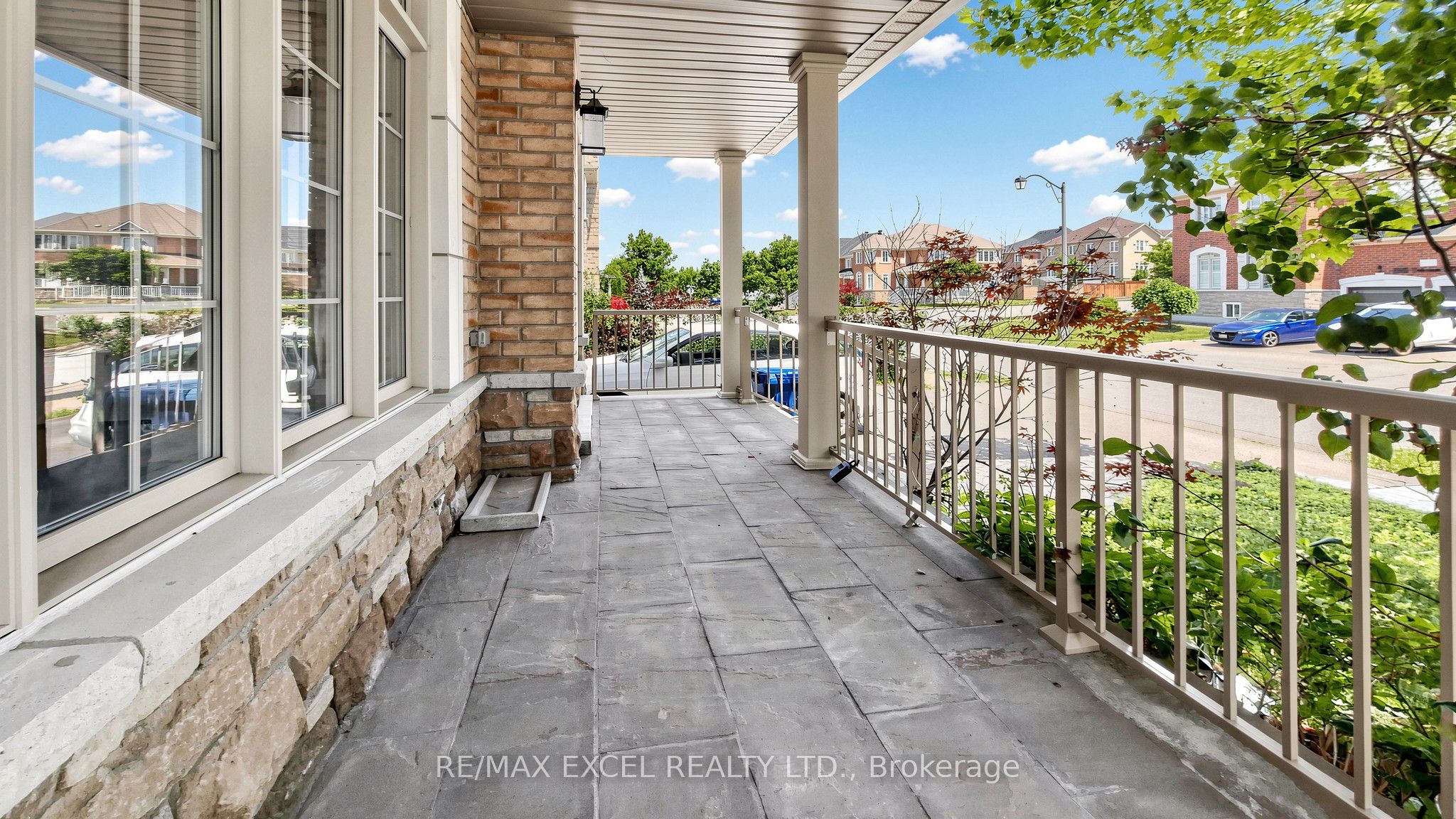 1062 Blackhall Crescent, Newmarket, ON L3X 0B3 photo 3