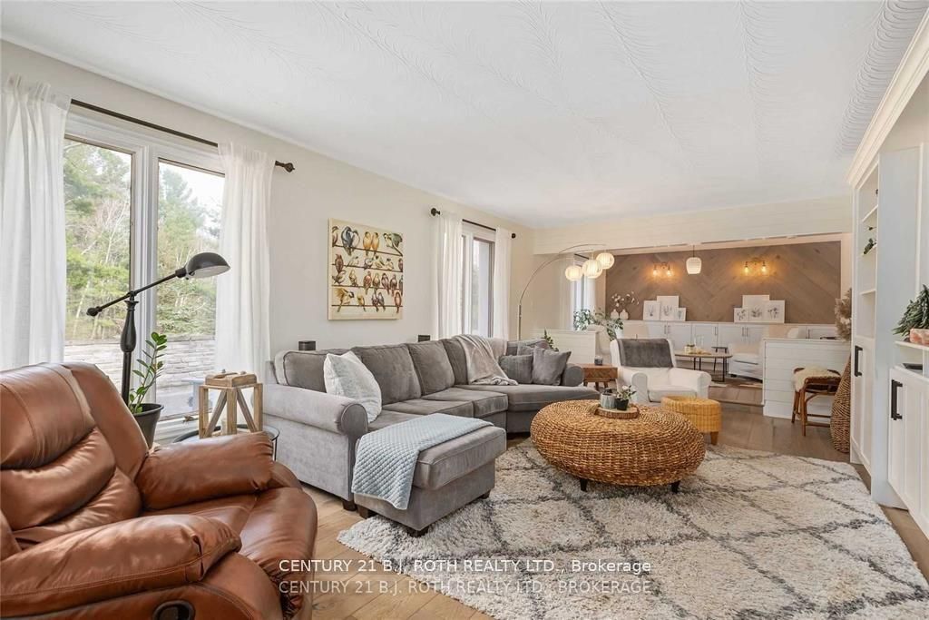 3274 Liah Lane, Innisfil, ON L9S 2B4 photo 5