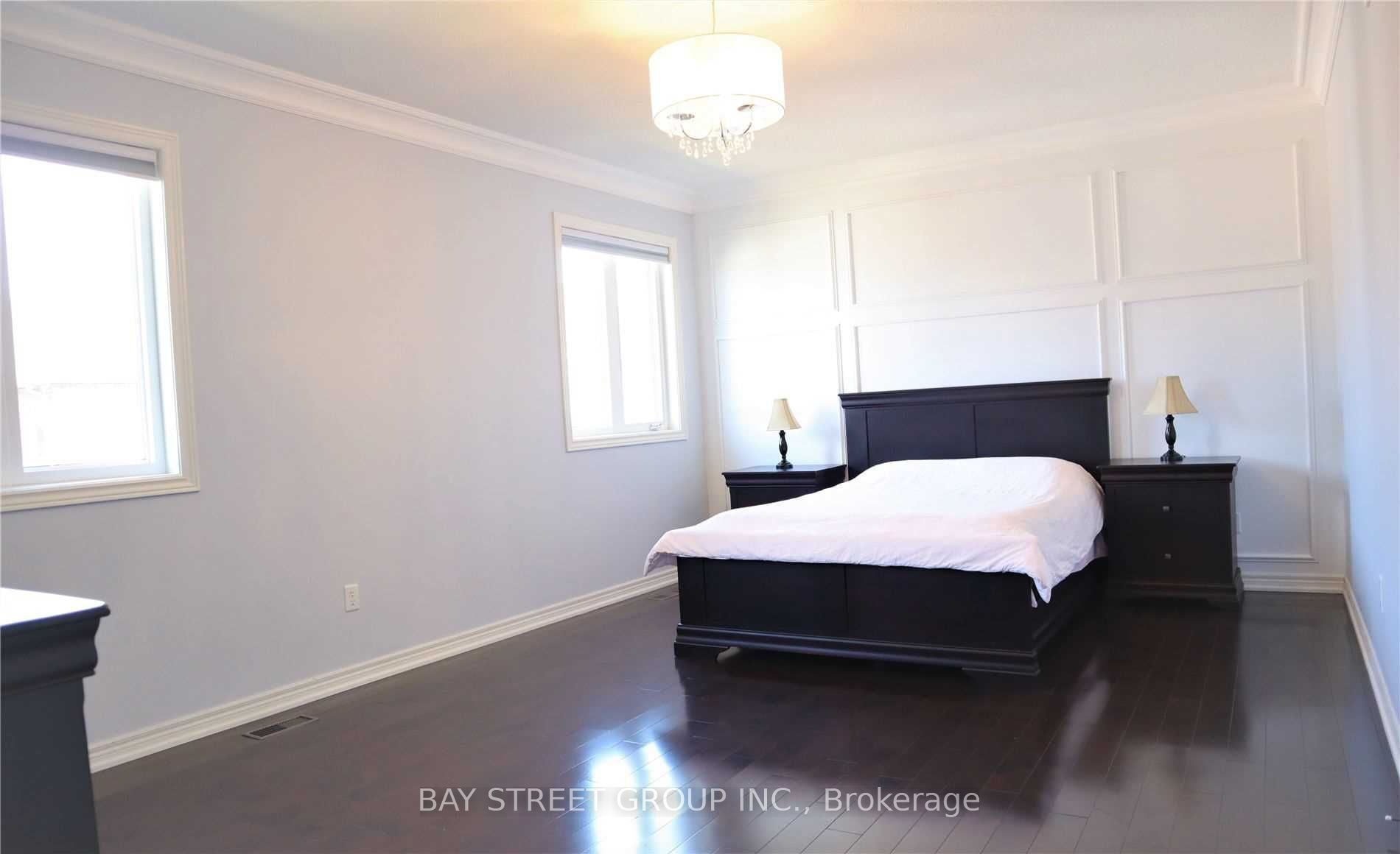 9 Eber Street, Richmond Hill, ON L4E 4X2 photo 4