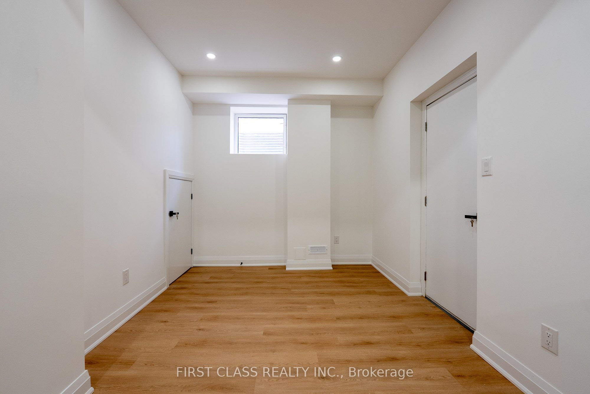 544 White's Hill Avenue Basement, Markham, ON L6B 1N9 photo 5