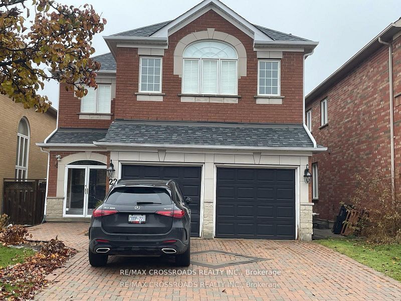 22 Walnut Grove Crescent, Richmond Hill, ON L4S 1Y9