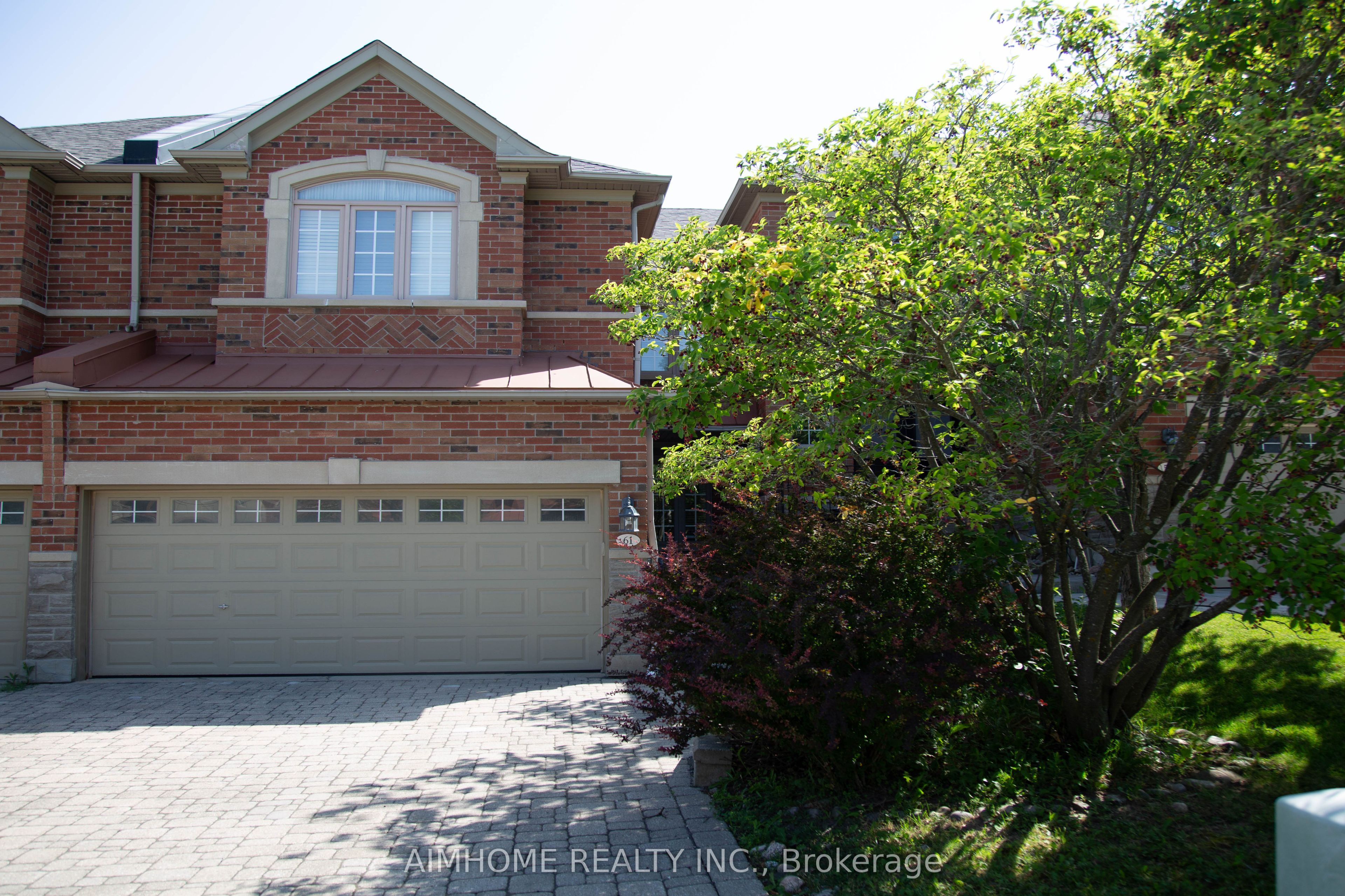 61 Westbury Court, Richmond Hill, ON L4S 2L2 photo 2