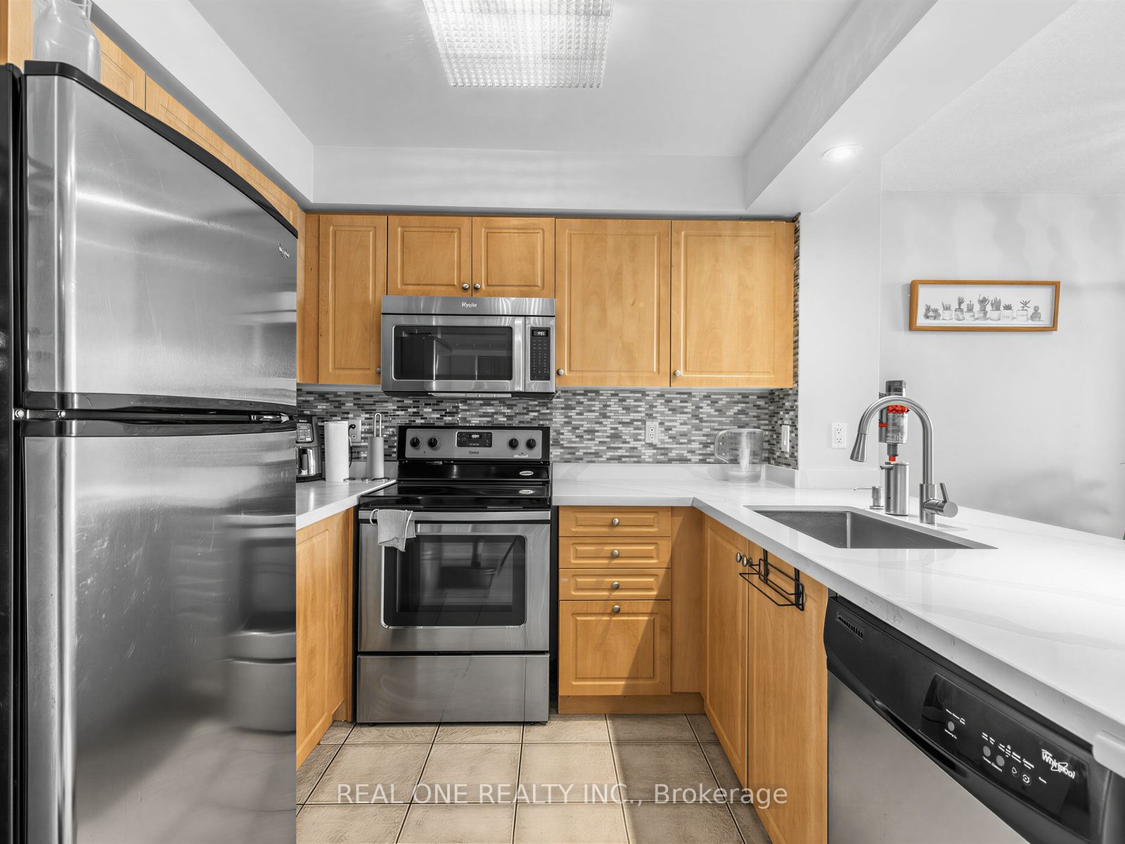310 Red Maple Road 1203, Richmond Hill, ON L4C 0T7 photo 5