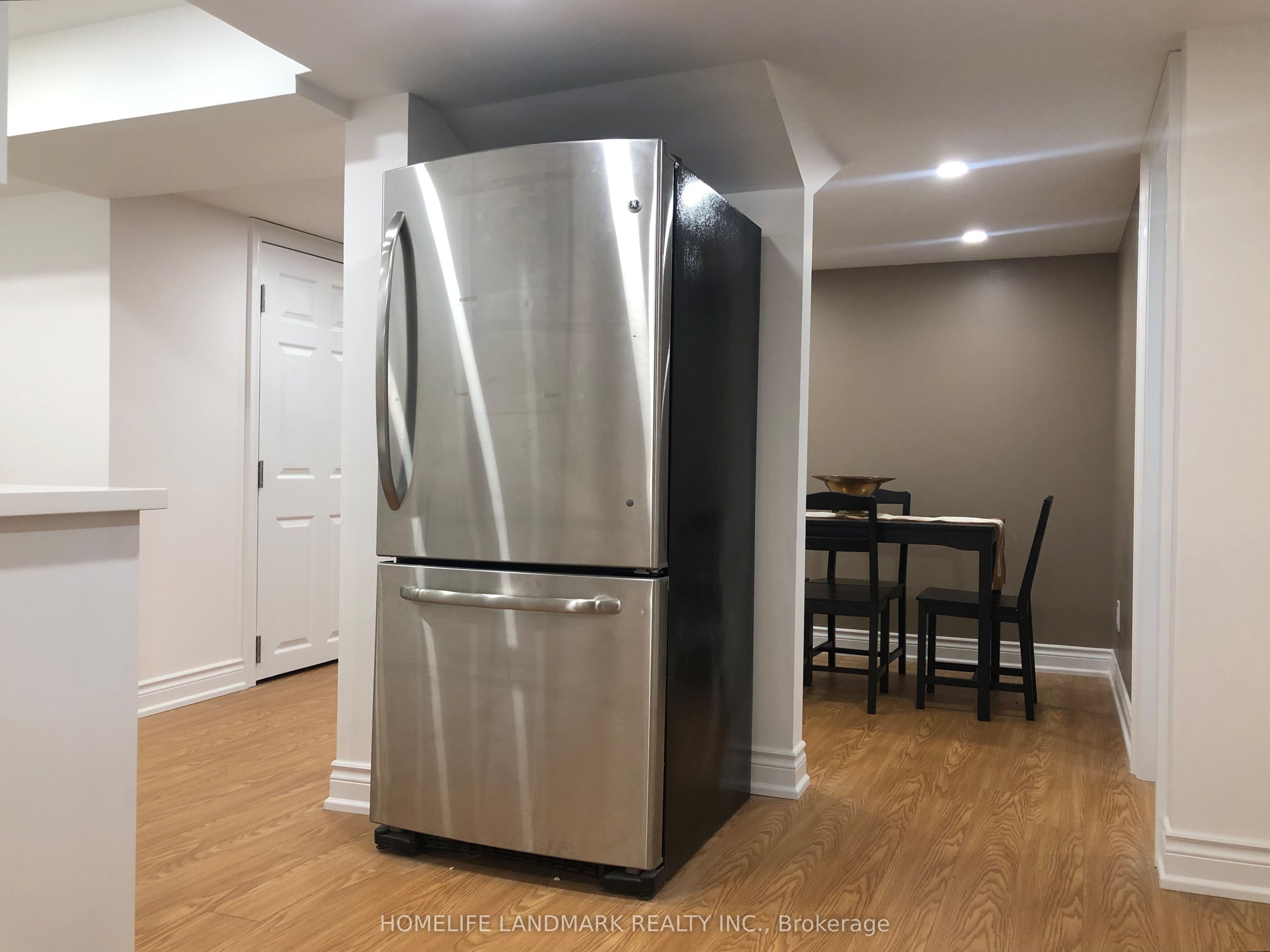 95 Dewpoint Road, Vaughan, ON L4J 9E1 photo 4