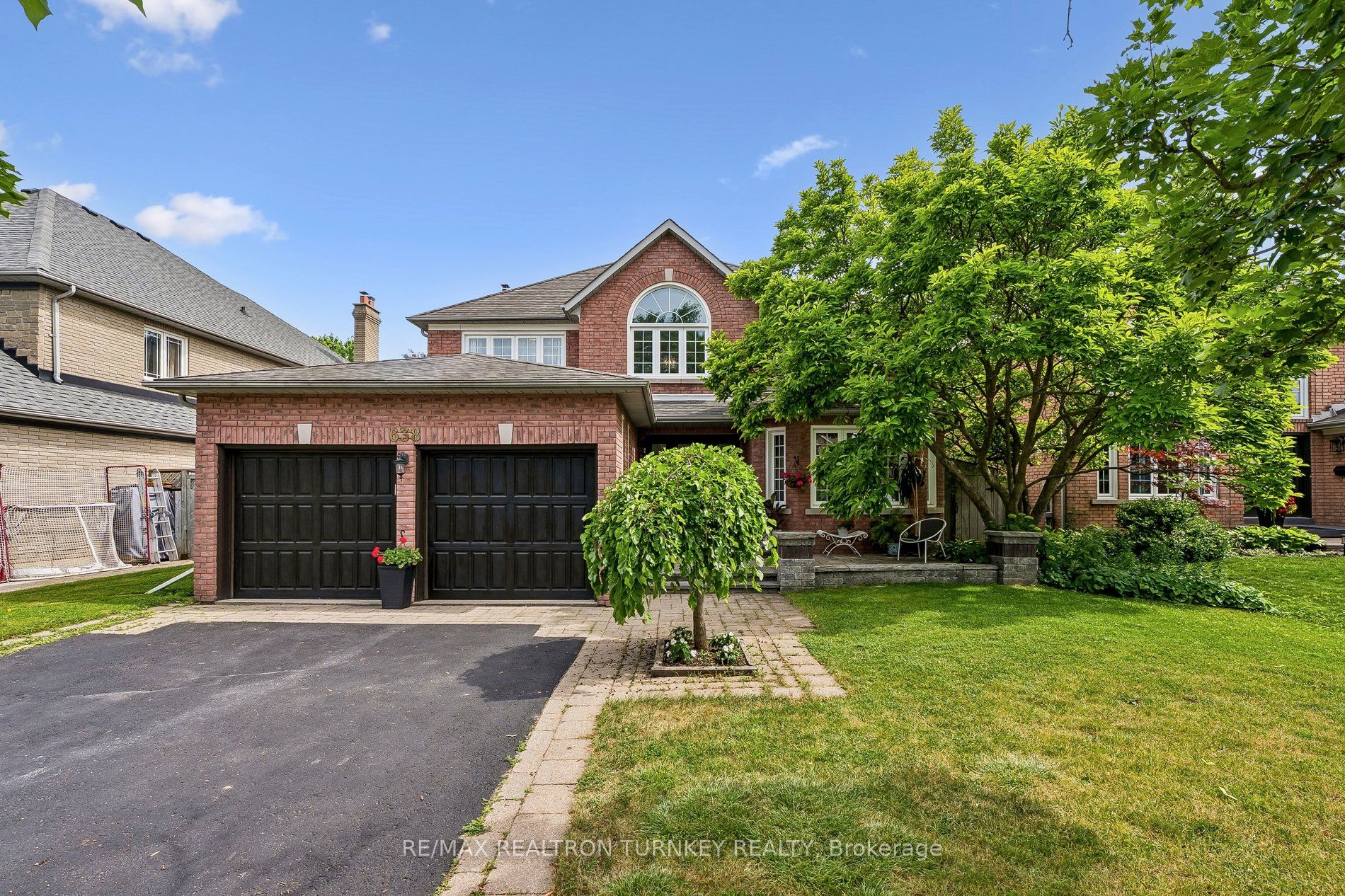 638 Gagnon Place, Newmarket, ON L3X 1V8