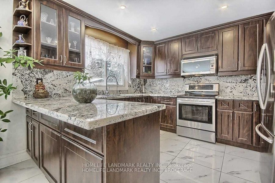 78 Bristol Road, Newmarket, ON L3Y 8B5 photo 5