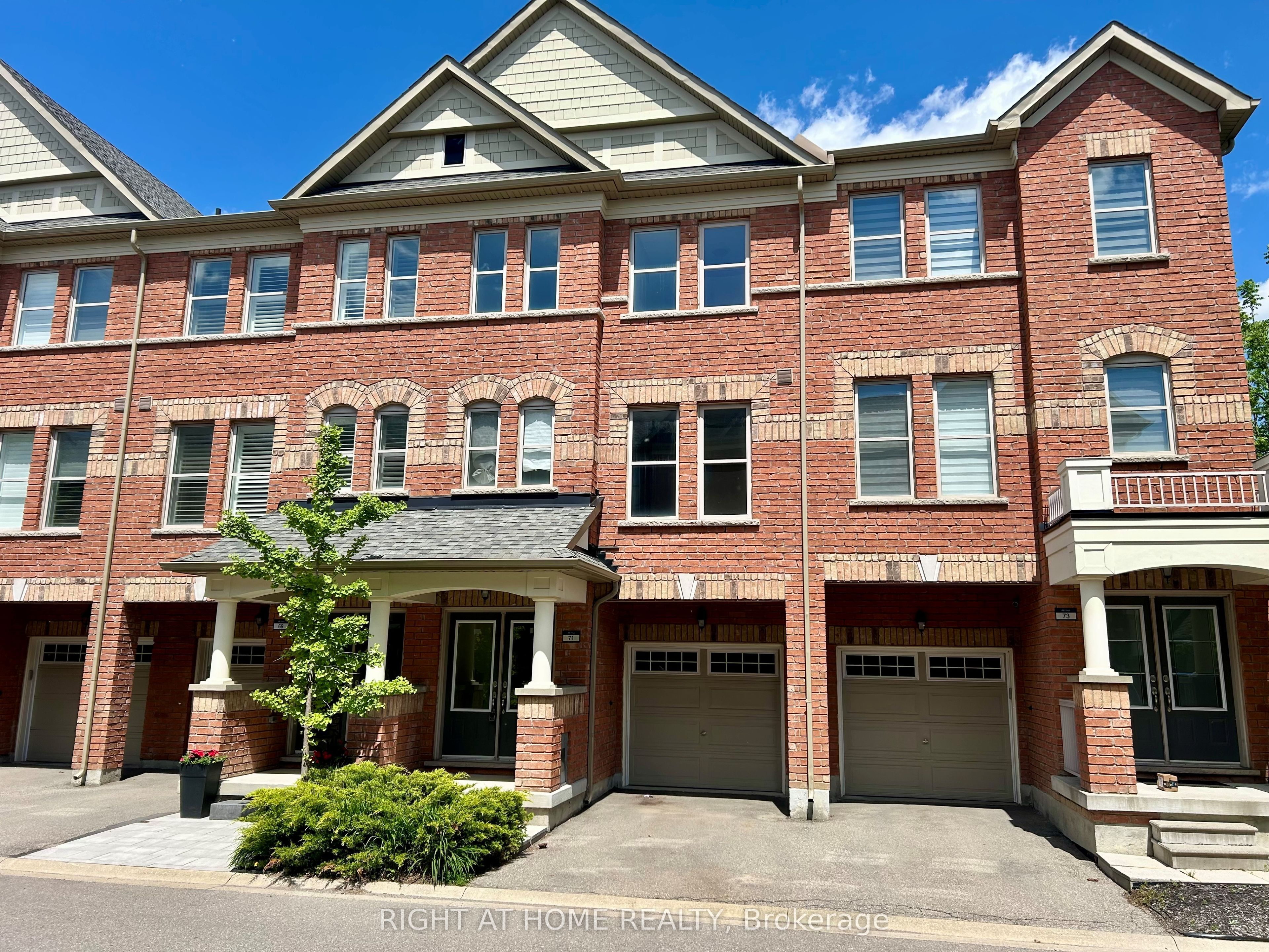 71 City Park Circle, Vaughan, ON L4L 0H2