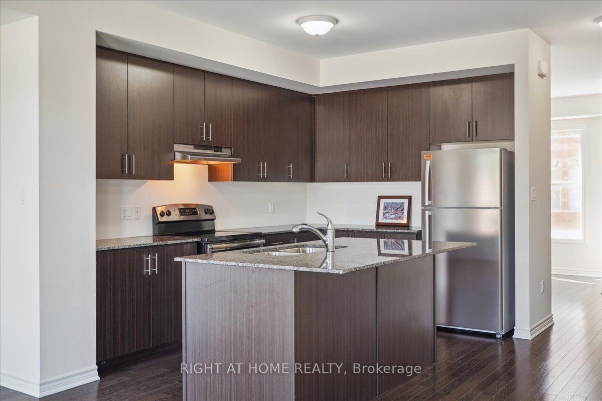 71 City Park Circle, Vaughan, ON L4L 0H2 photo 5
