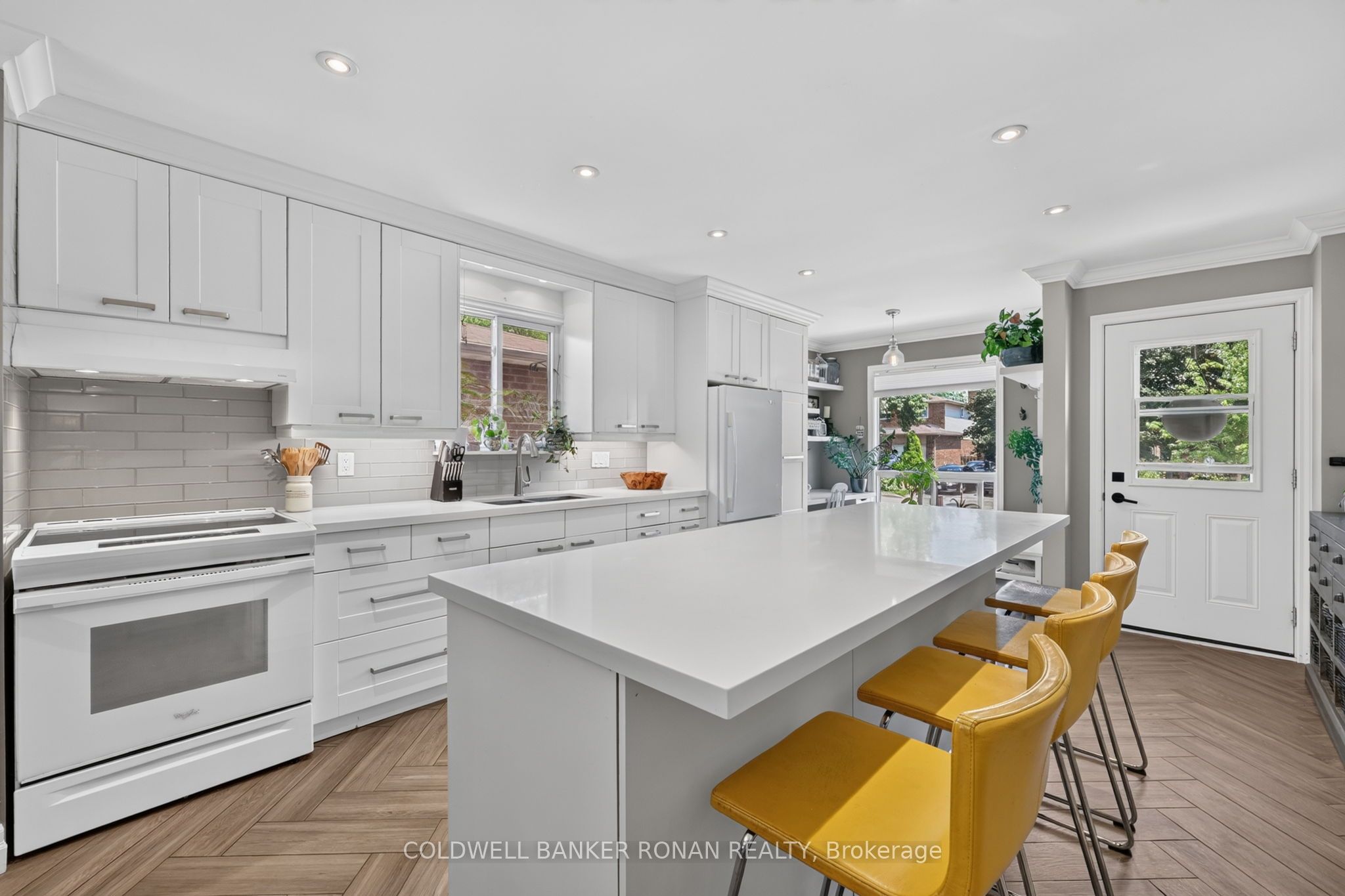 92 Daniele Avenue N, New Tecumseth, ON L0G 1A0 photo 5