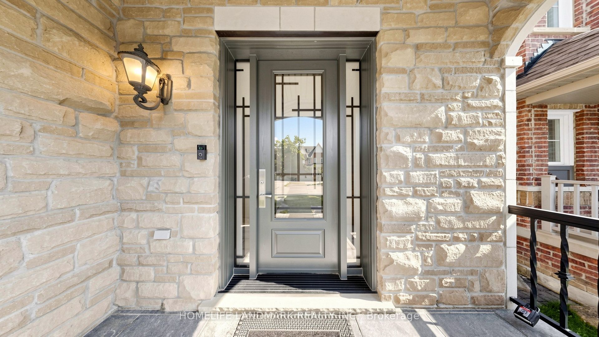 81 Prince Of Wales Drive, Markham, ON L6C 0E1 photo 3