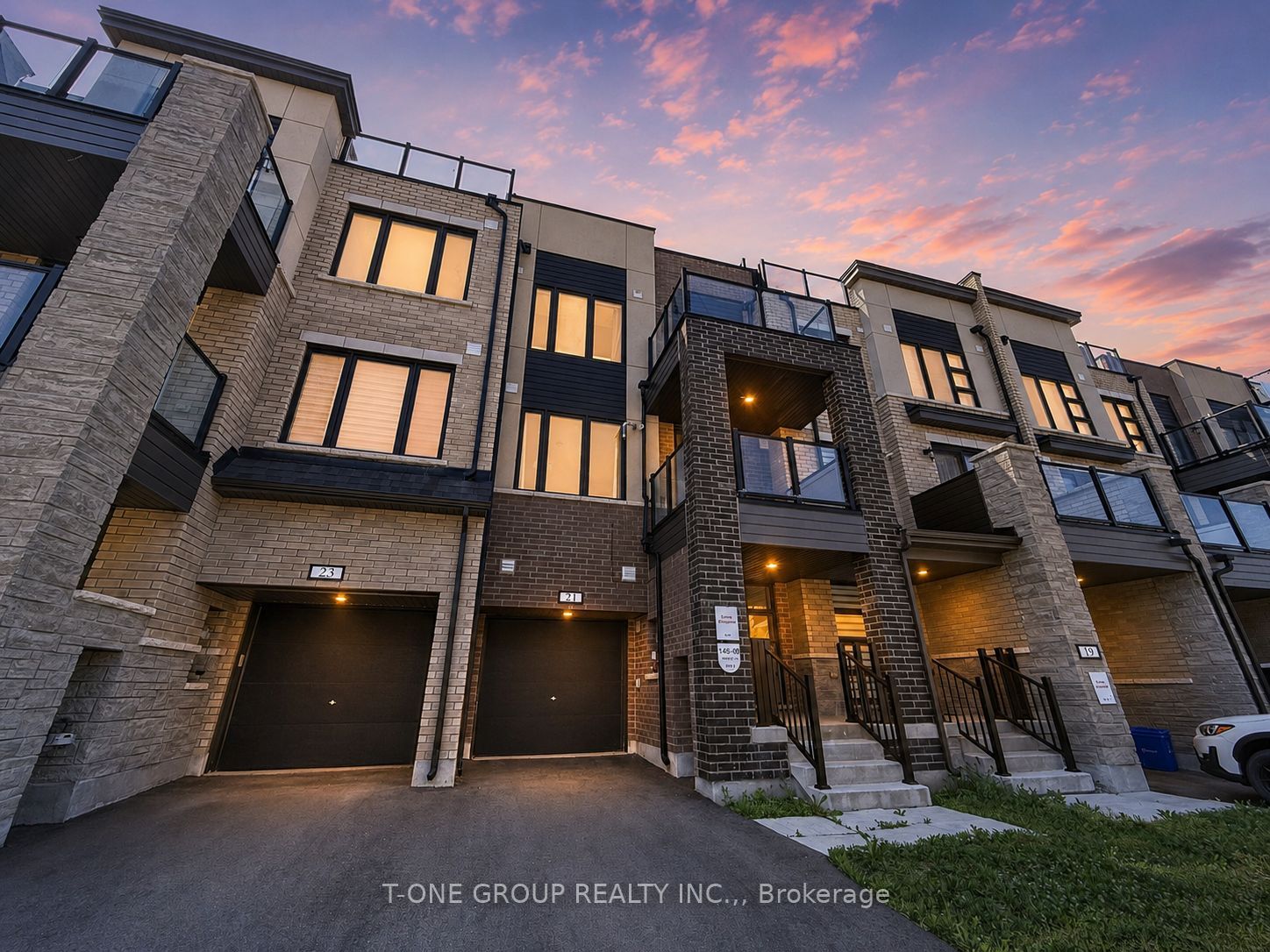 21 Gilbert Wright Avenue, Markham, ON L6C 3J4