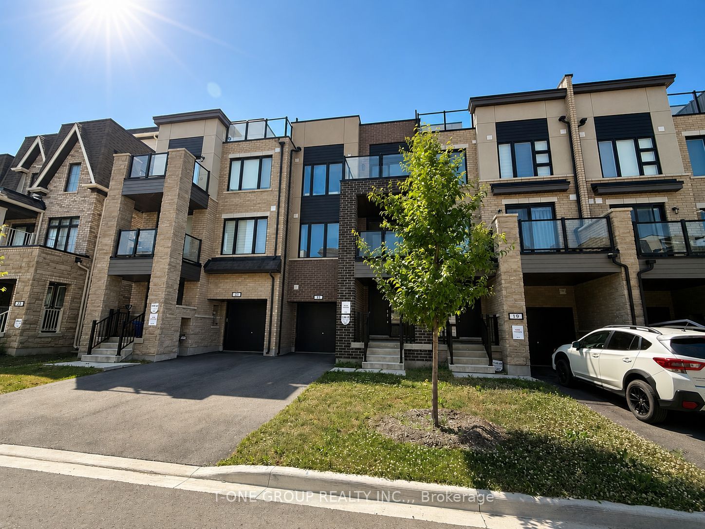 21 Gilbert Wright Avenue, Markham, ON L6C 3J4 photo 2