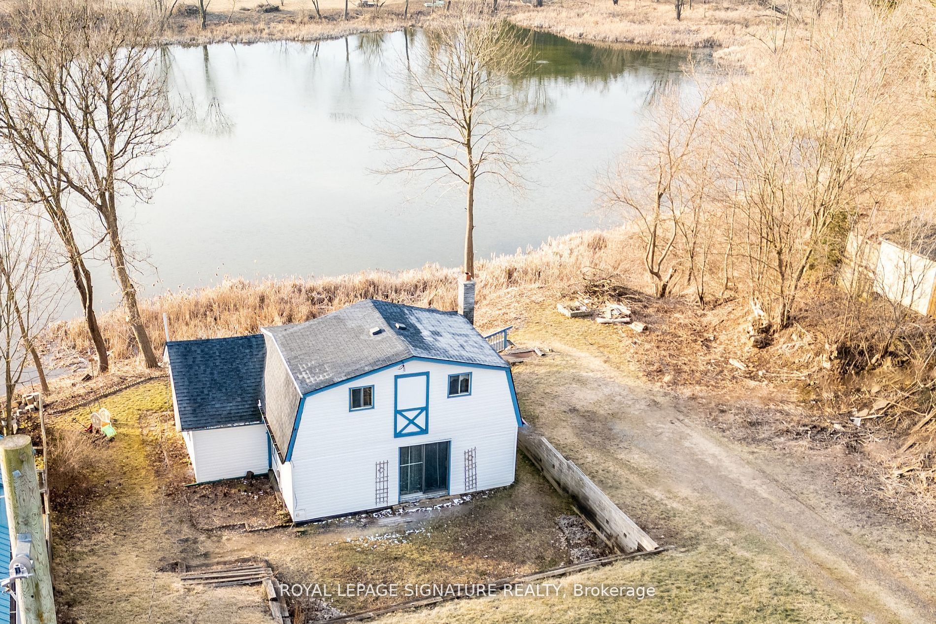 17 Valley Road, Whitchurch-Stouffville, ON L4A 7X3 photo 2