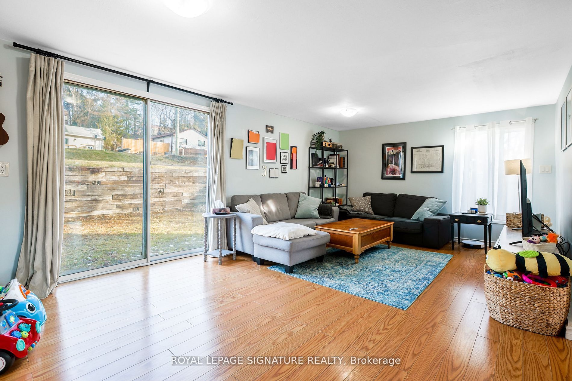 17 Valley Road, Whitchurch-Stouffville, ON L4A 7X3 photo 5
