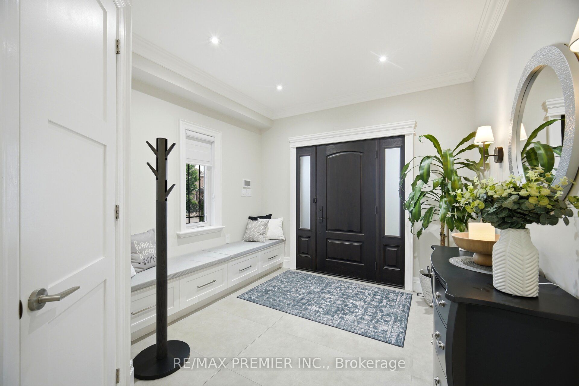25 Andrew Hill Drive Main & Second Floor, Vaughan, ON L4H 0H3 photo 3