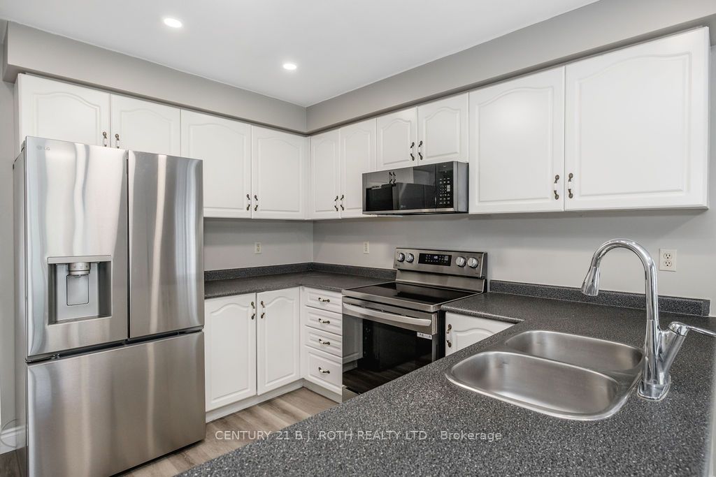 4 MICHAEL Street, Essa, ON L0M 1B2 photo 3